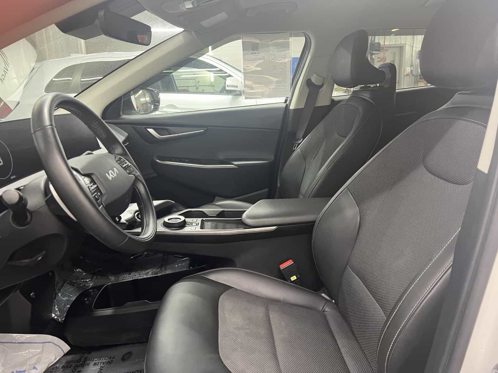 Image 8 Kia EV6 Long Range 2022