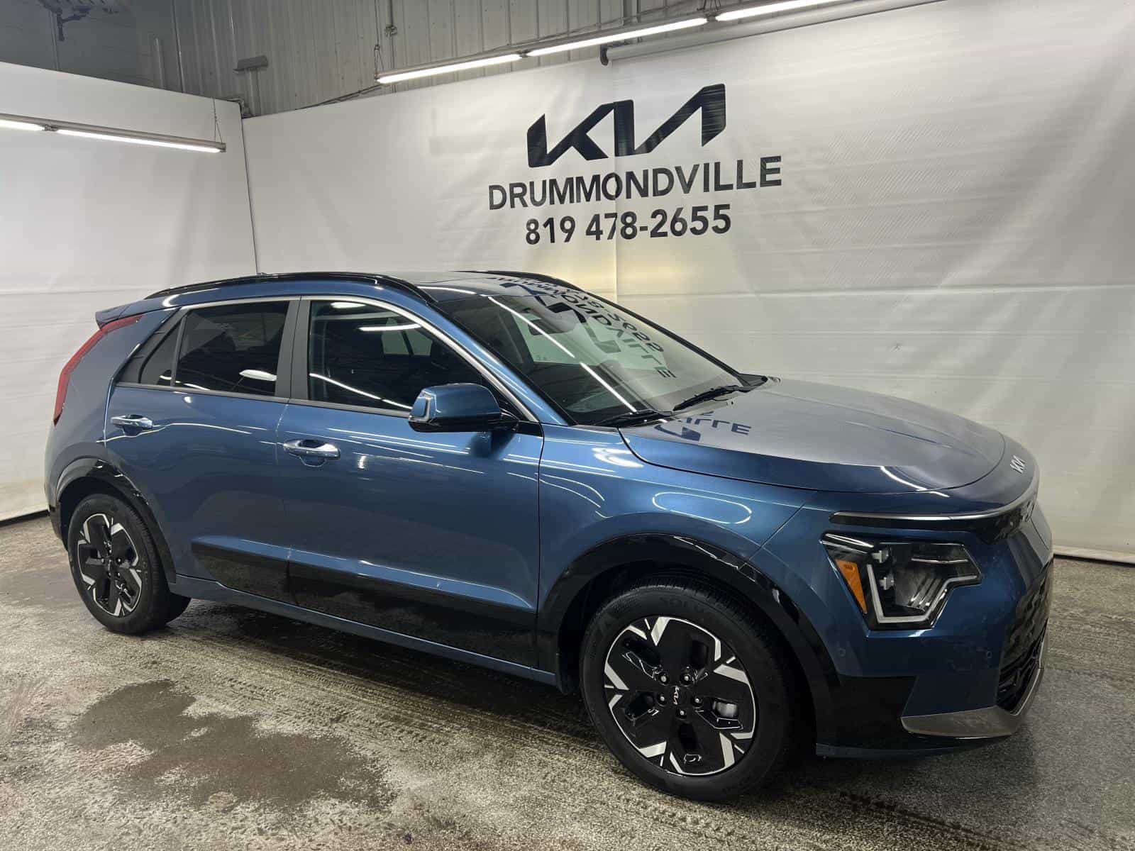 2024 Kia Niro Wave EV - Image 1