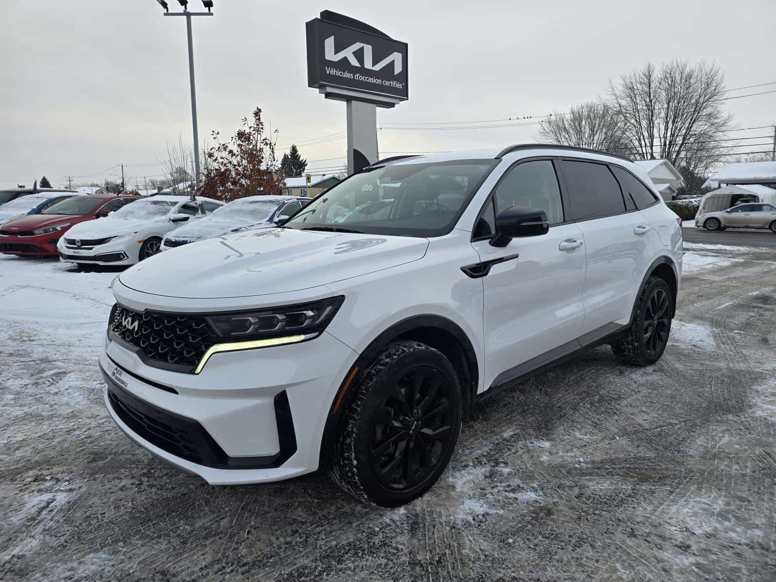 2023 Kia Sorento EX - Image 1