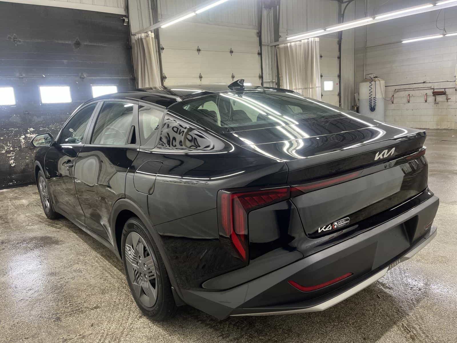 2025 Kia K4 LX - Image 4