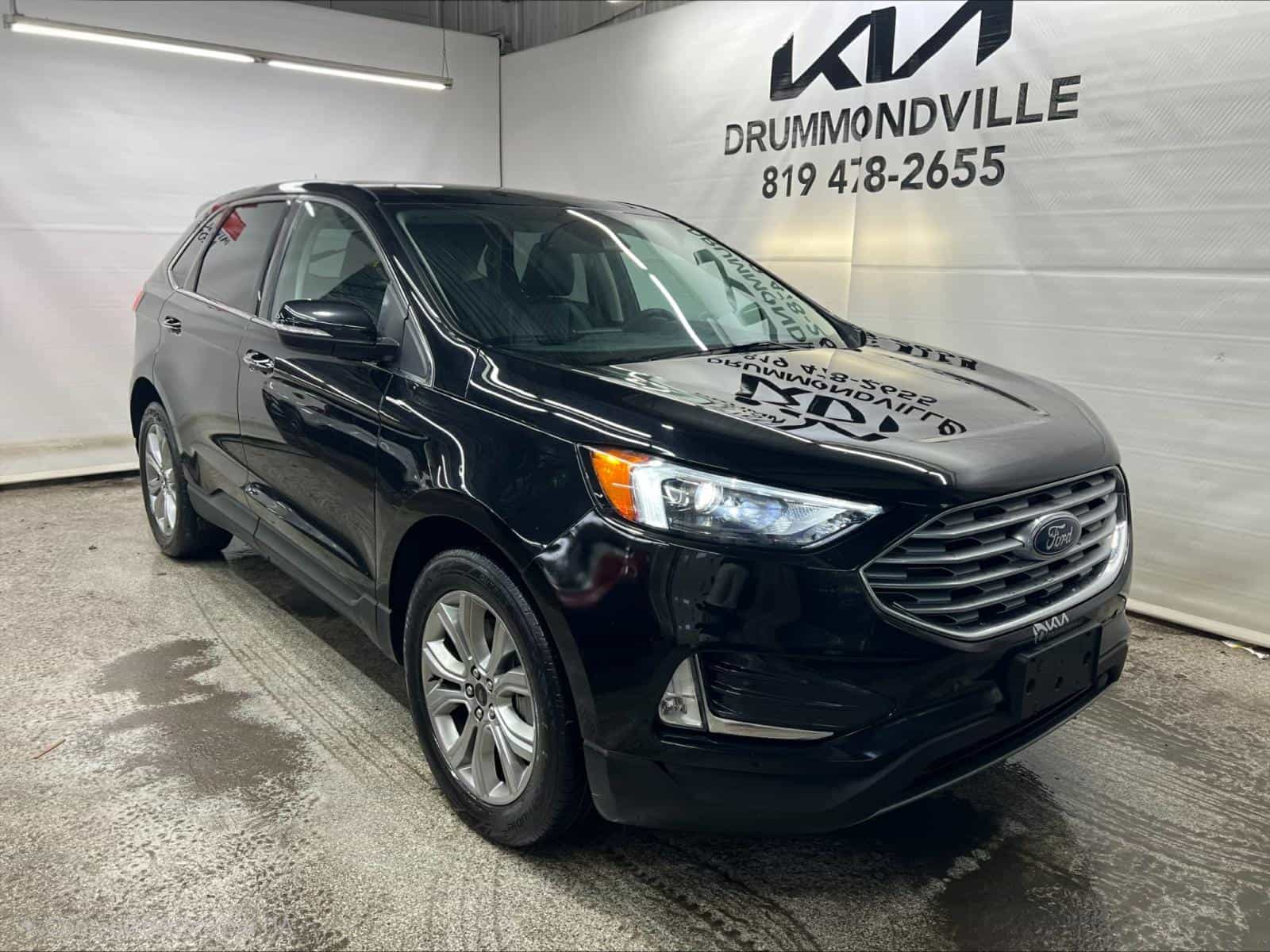 2024 Ford Edge Titanium - Image 1