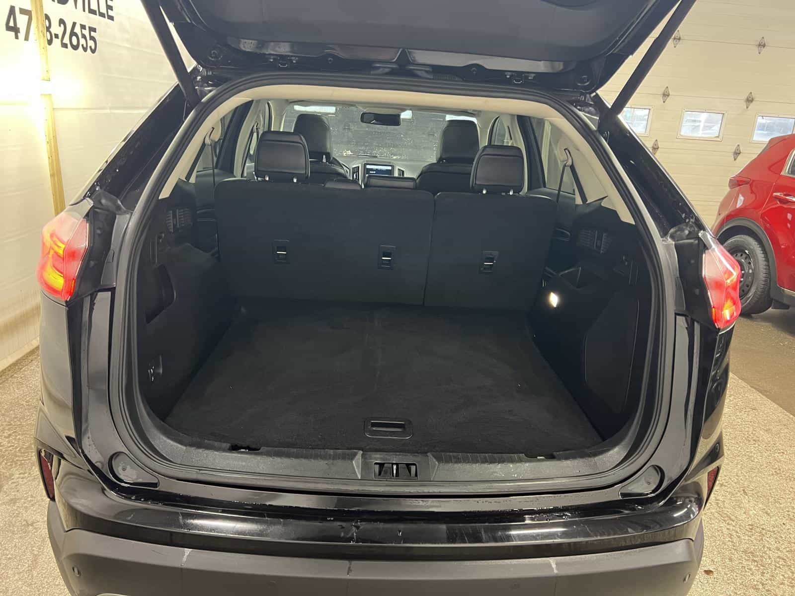 Image 17 Ford Edge Titanium 2024