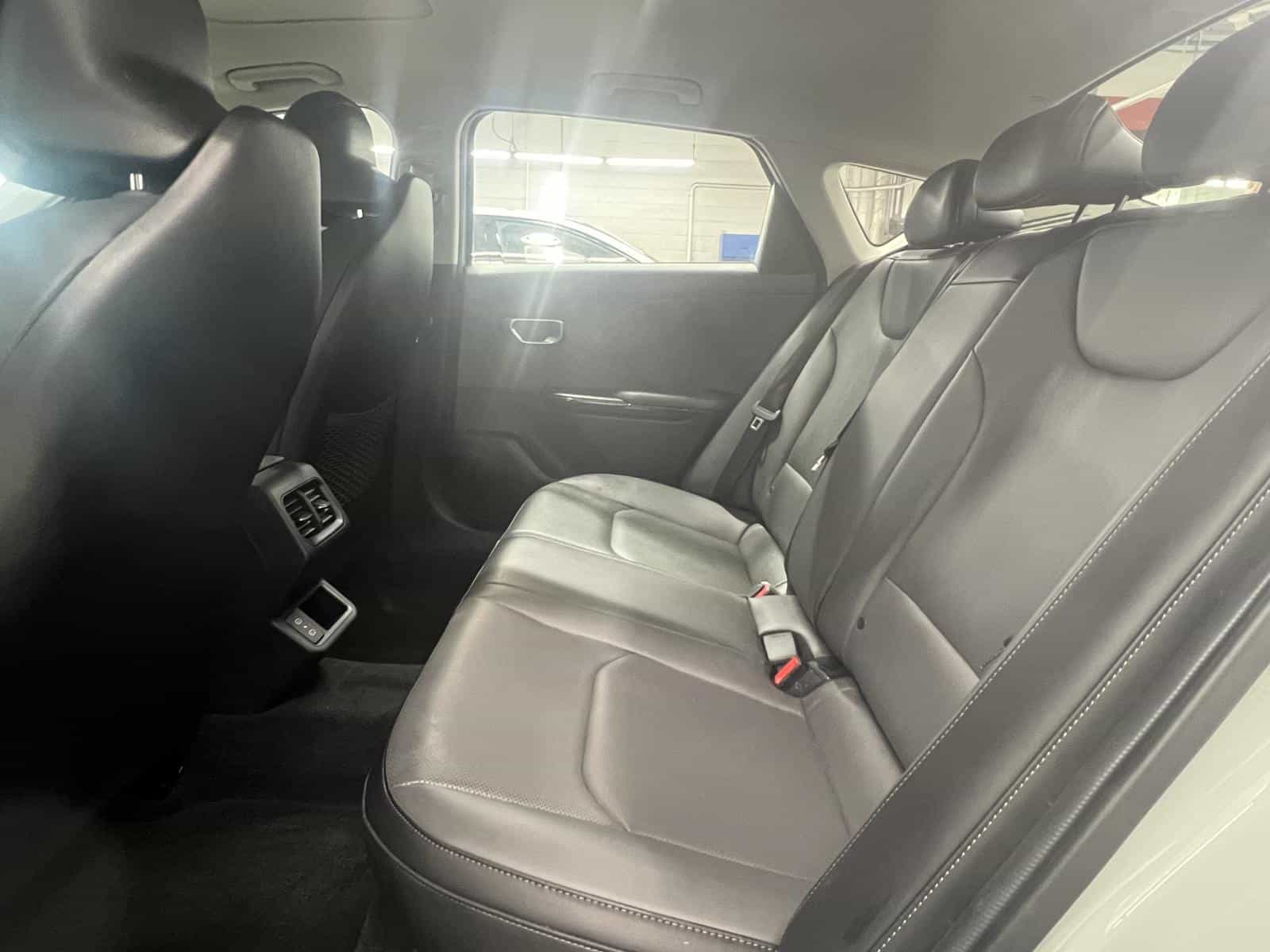 2025 Kia K4 EX + - Image 7