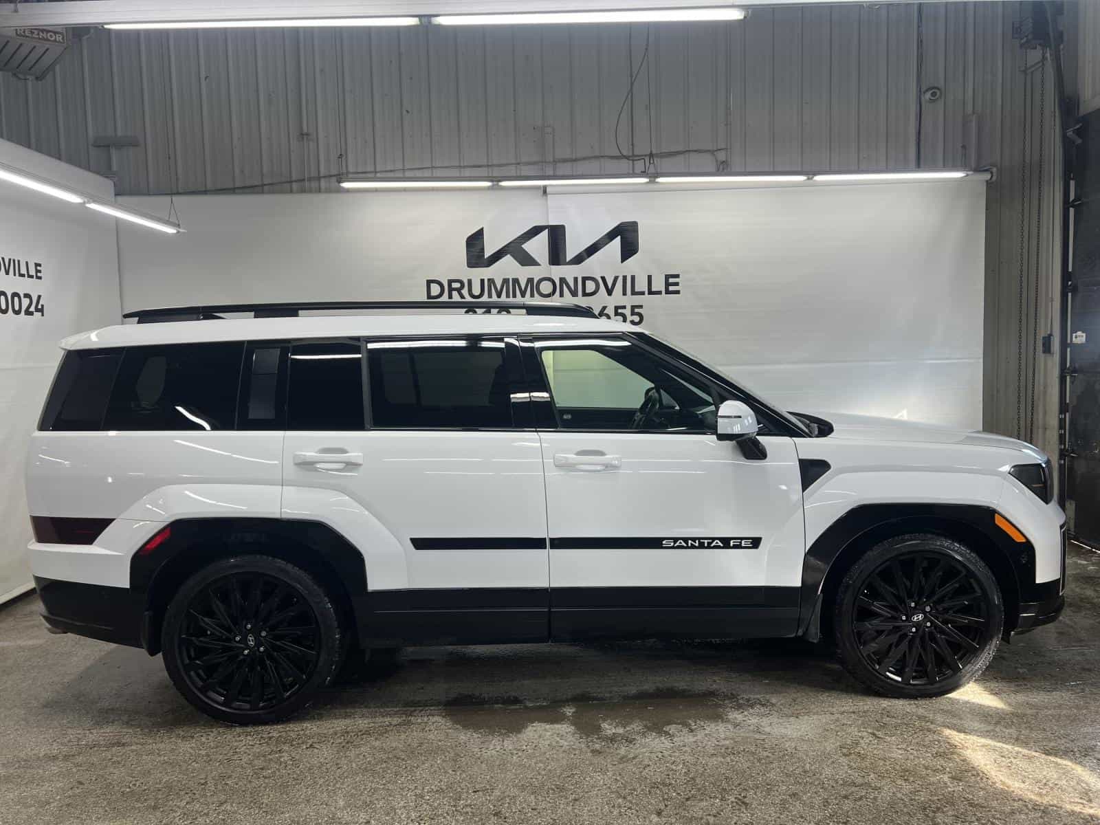 Image 4 Hyundai Santa Fe Ultimate Calligraphy 2025