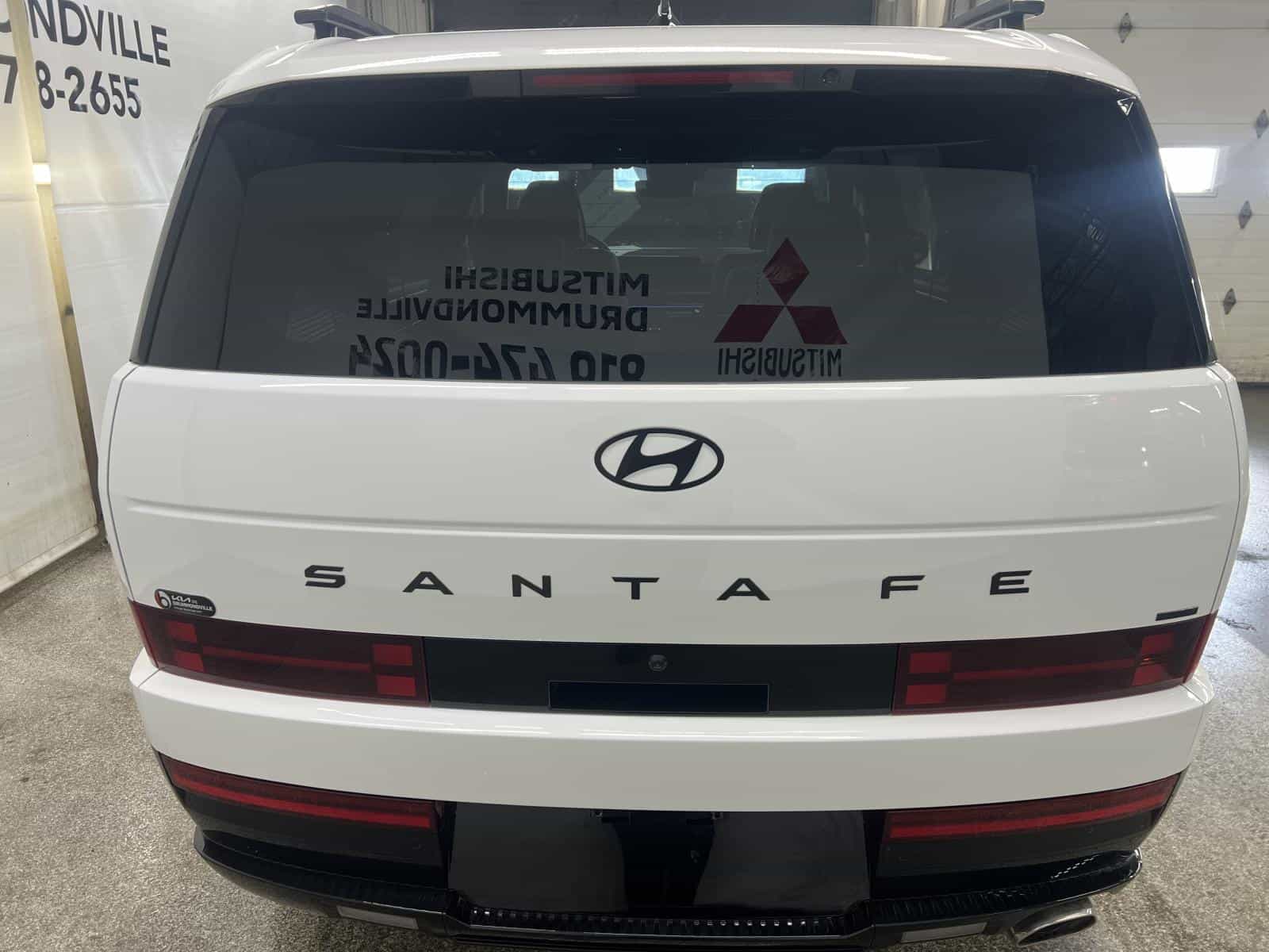 2025 Hyundai Santa Fe Ultimate Calligraphy - Image 6