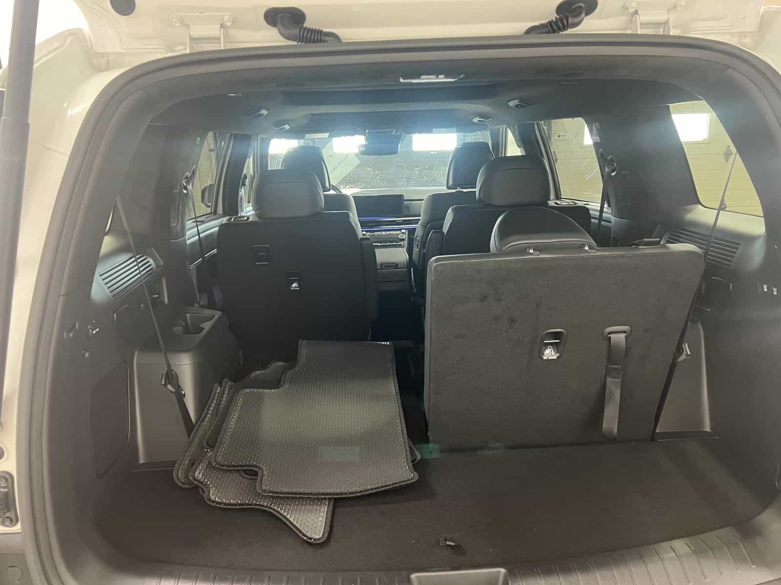 2025 Hyundai Santa Fe Ultimate Calligraphy - Image 18