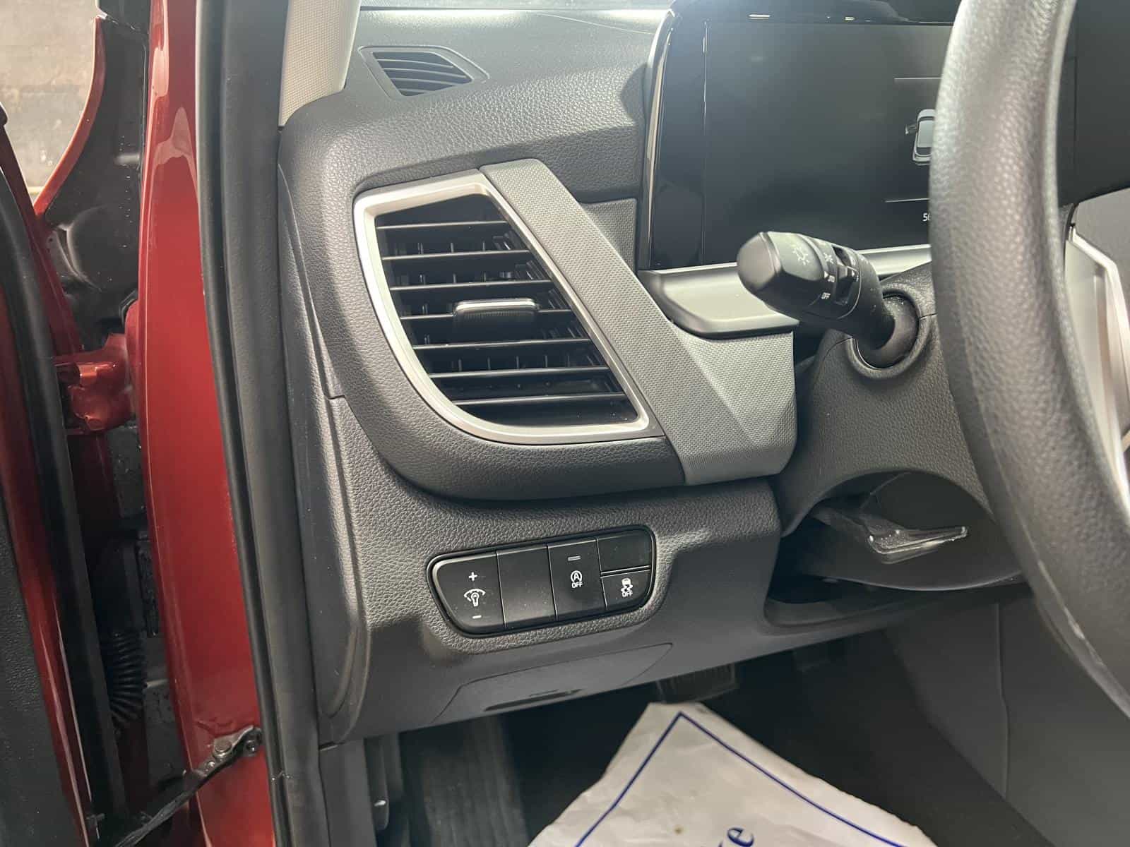 2024 Kia Seltos LX - Image 12