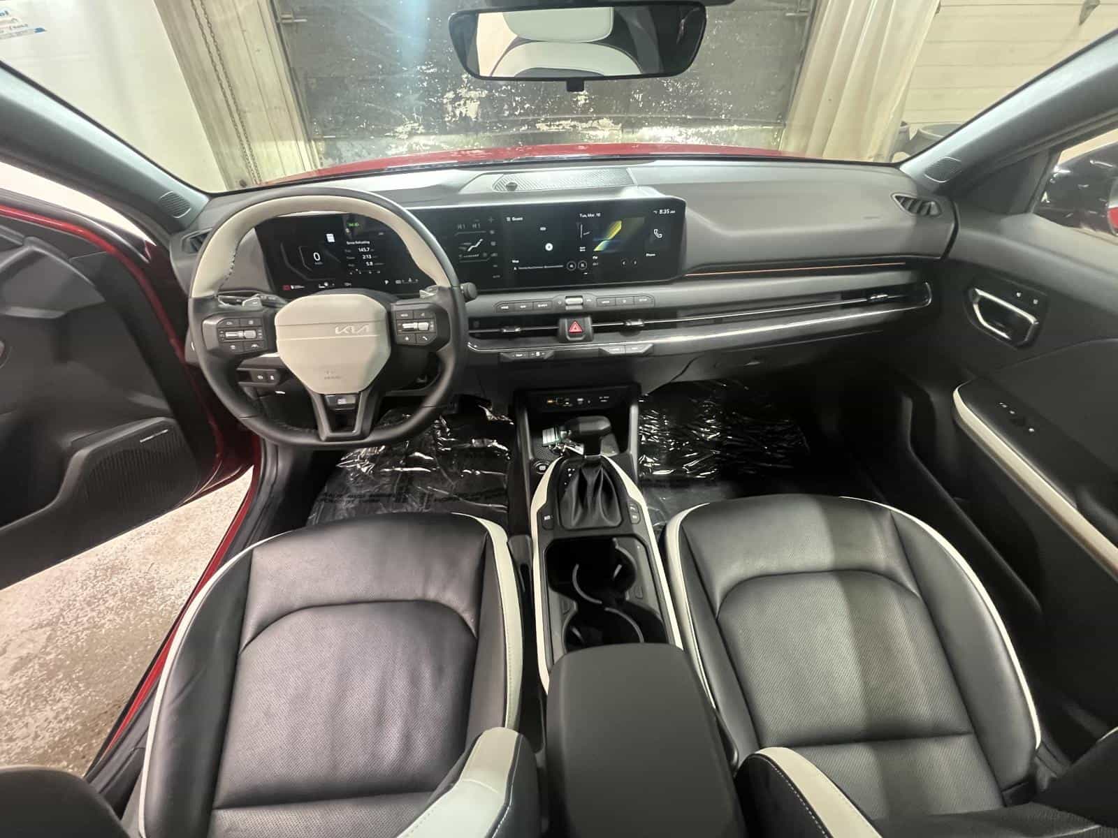 2025 Kia K4 GT-LINE TURBO LIMITED - Image 10