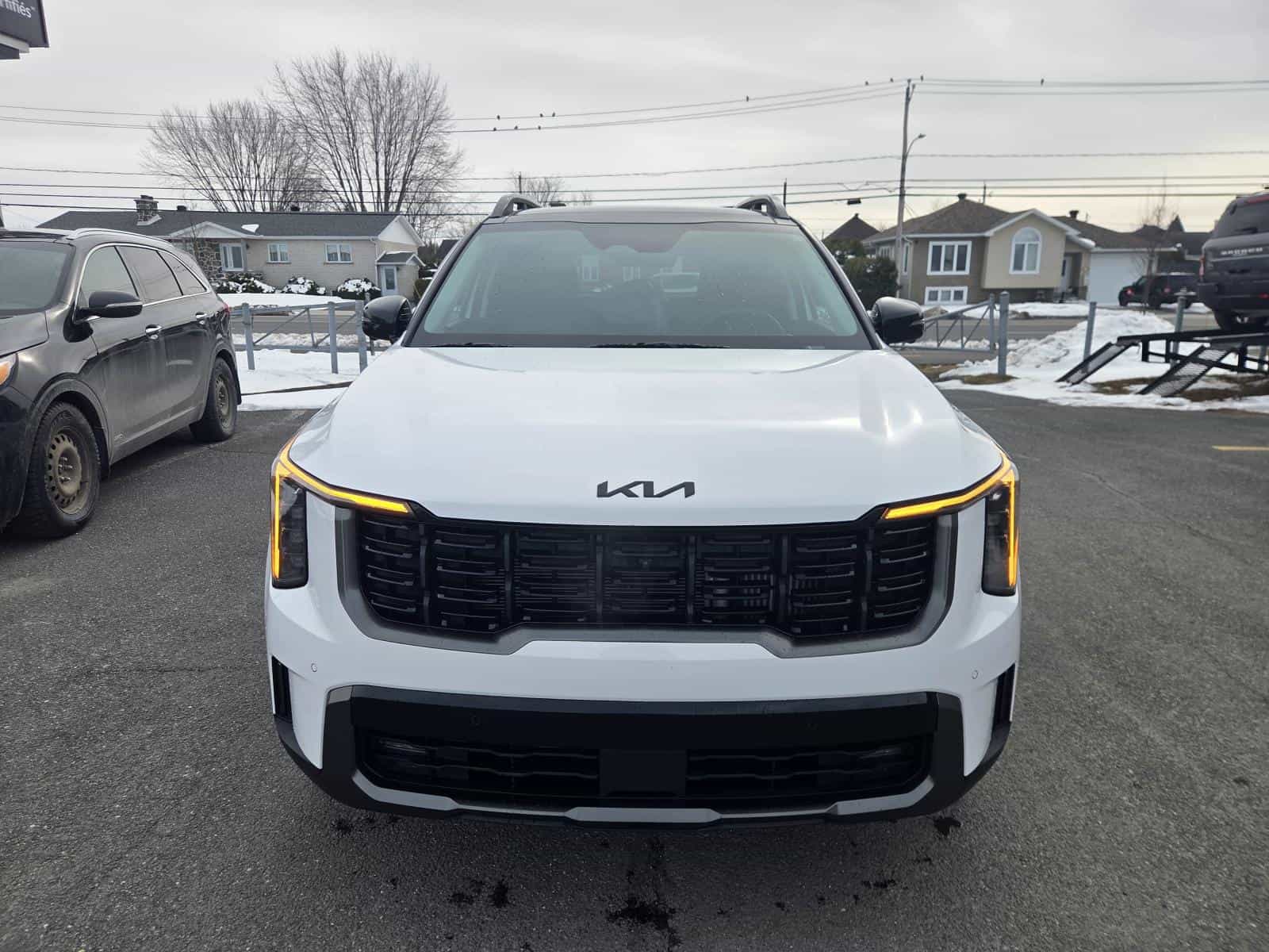 2024 Kia Sorento X-Line Limited - Image 7