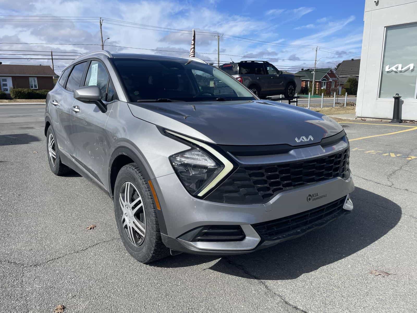 2023 Kia Sportage LX FWD - Image 1