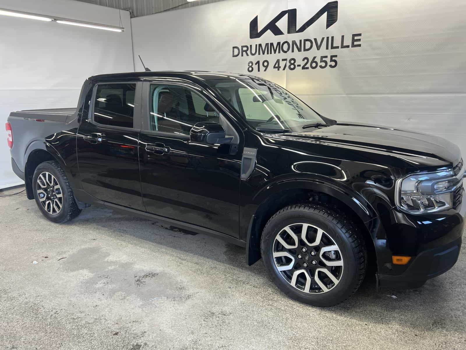 2022 Ford Maverick Lariat - Image 1