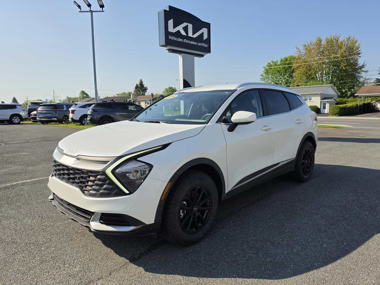2024 Kia Sportage LX AWD - Image 1