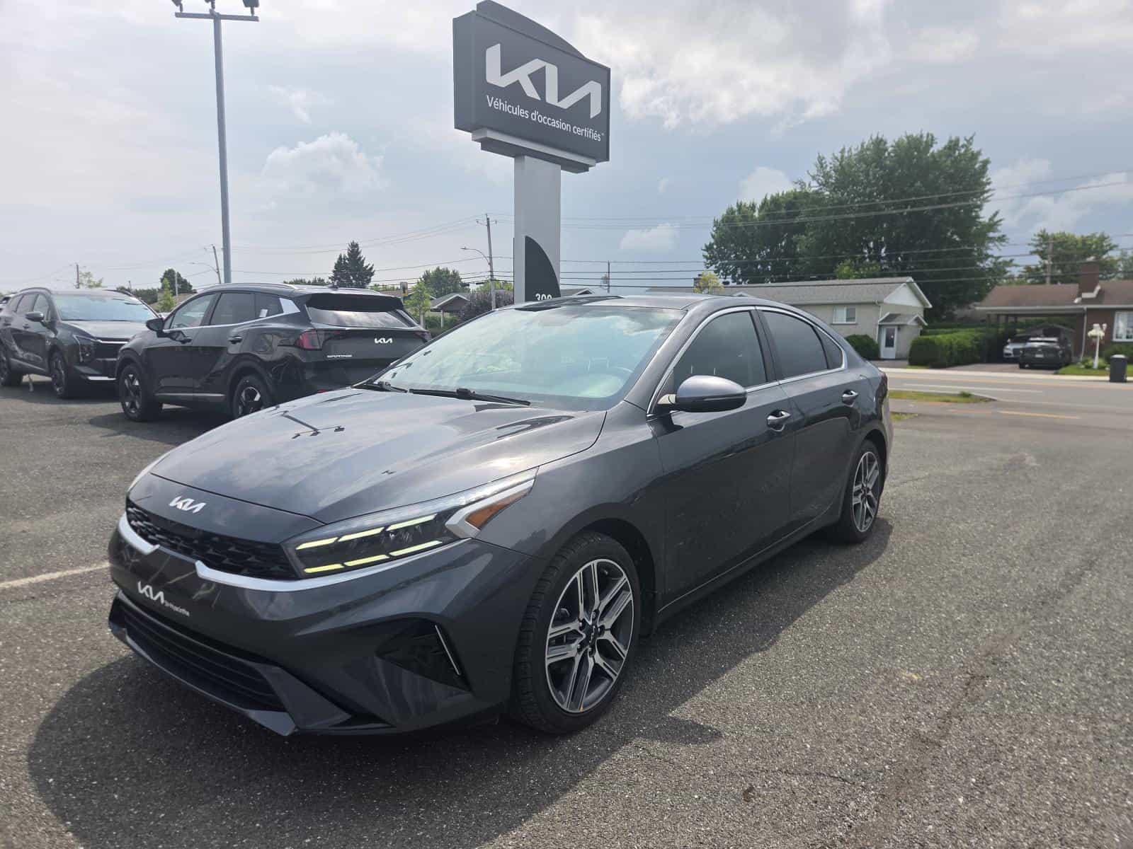 Image 1 Kia Forte EX Plus 2023