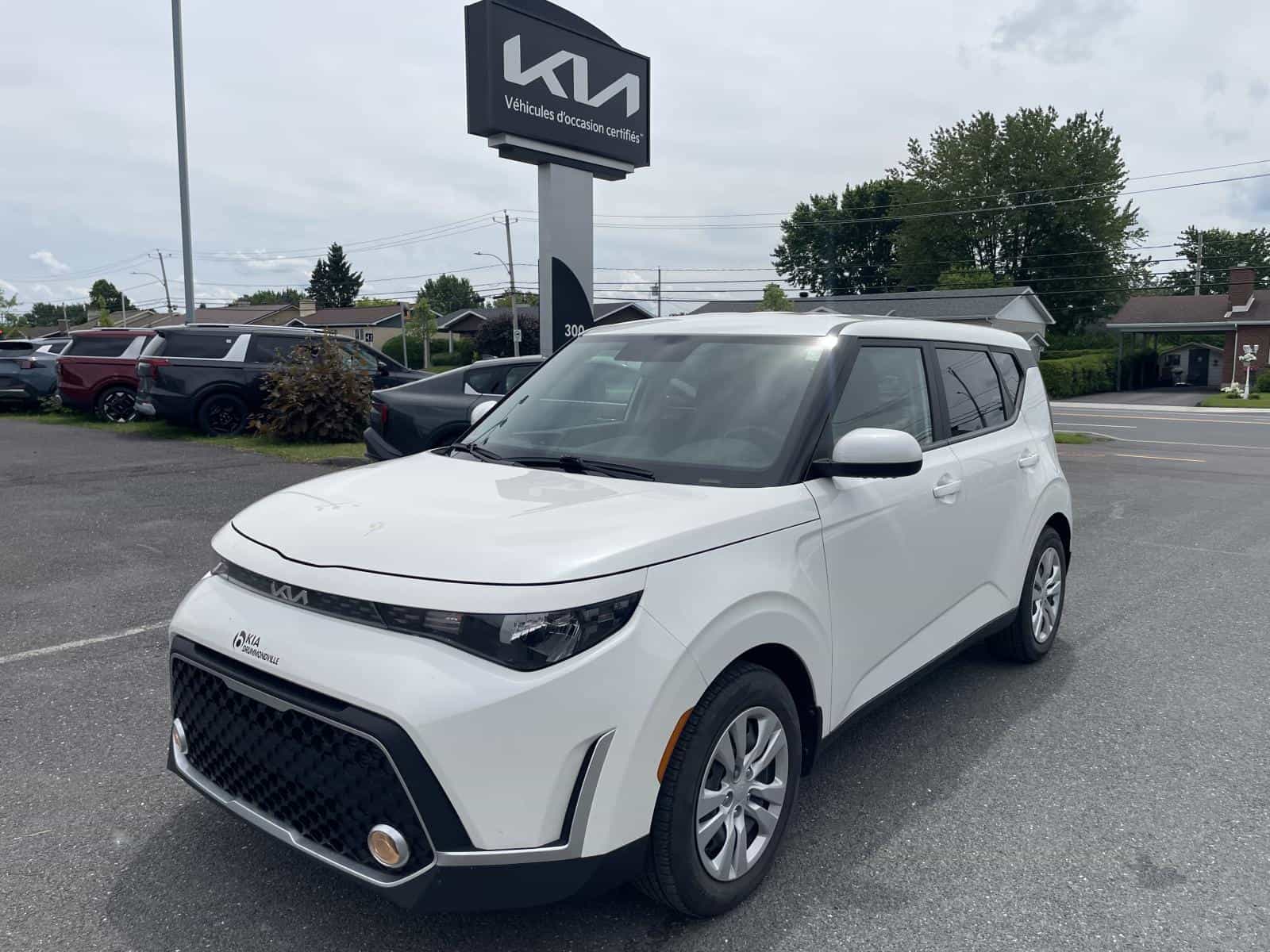 Image 1 Kia Soul LX 2023