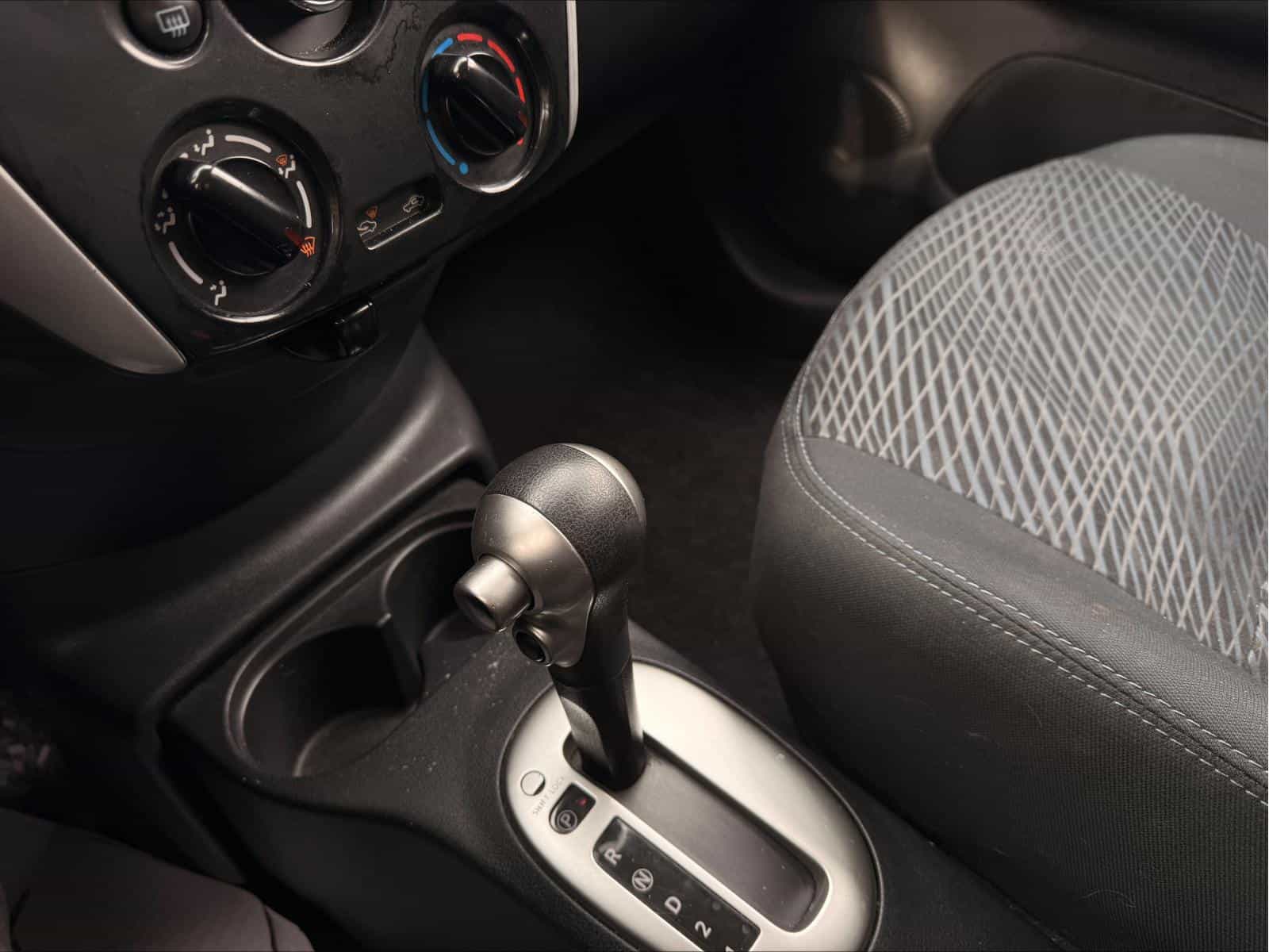 Image 20 Nissan Micra SR 2016