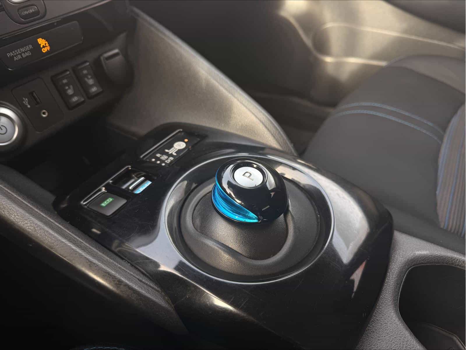 2019 Nissan Leaf SV - Image 16