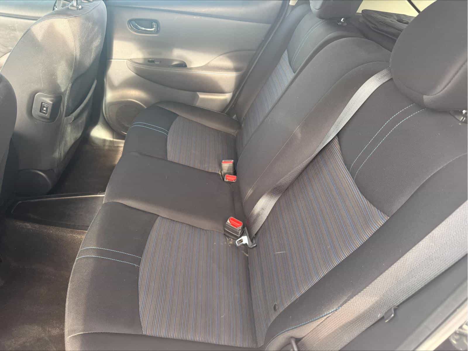 2019 Nissan Leaf SV - Image 21