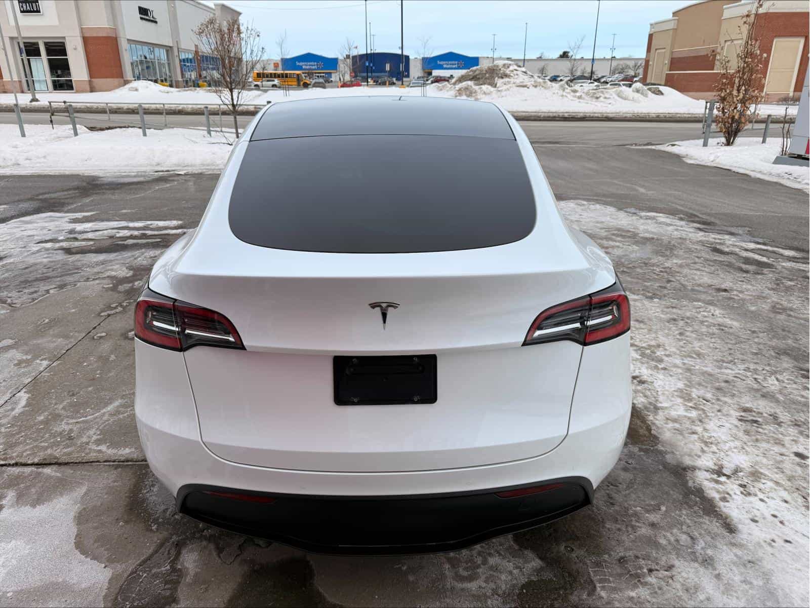 2021 Tesla Model Y Standard Range - Image 6