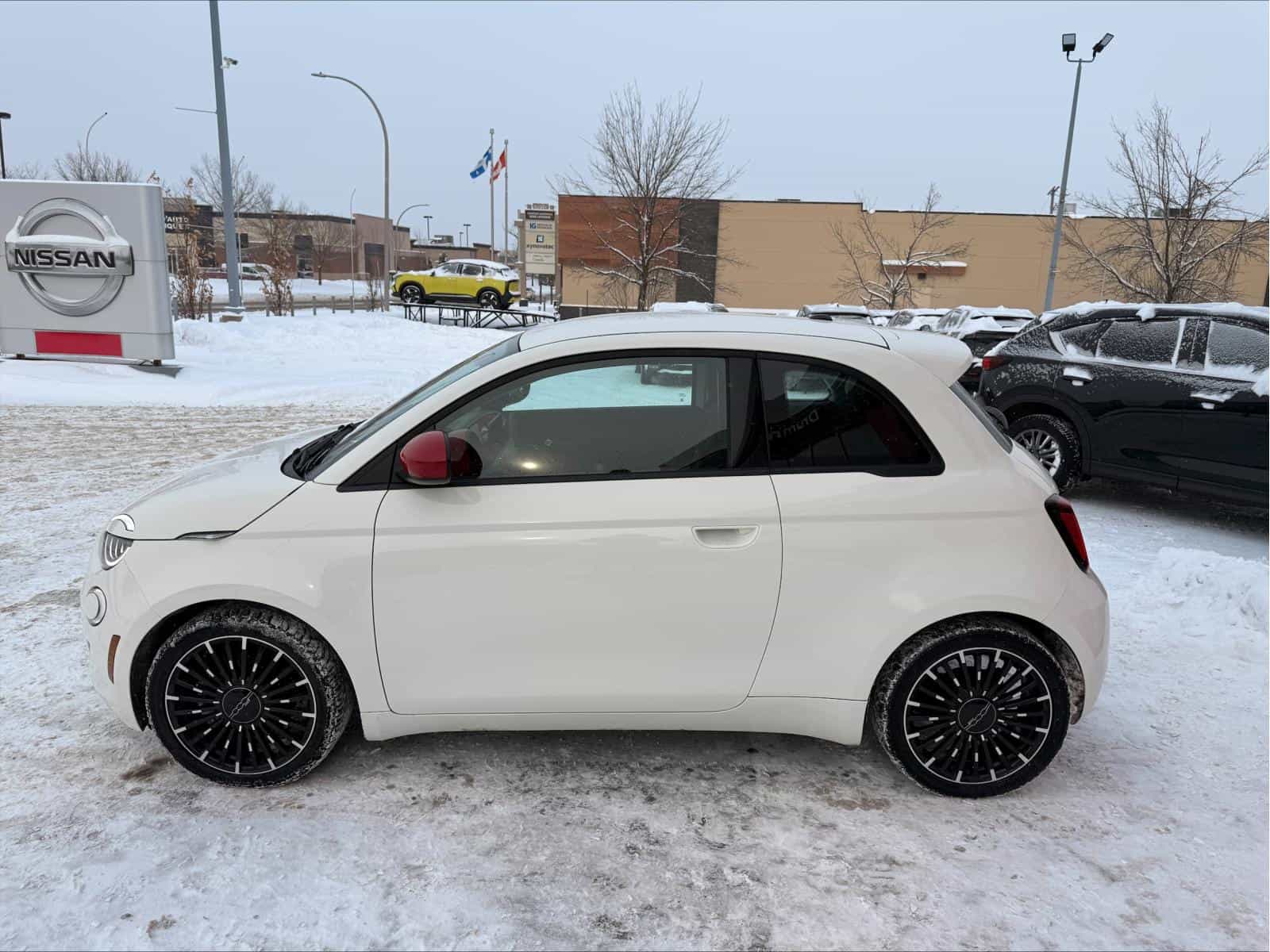 2024 Fiat 500E 500e RED - Image 5