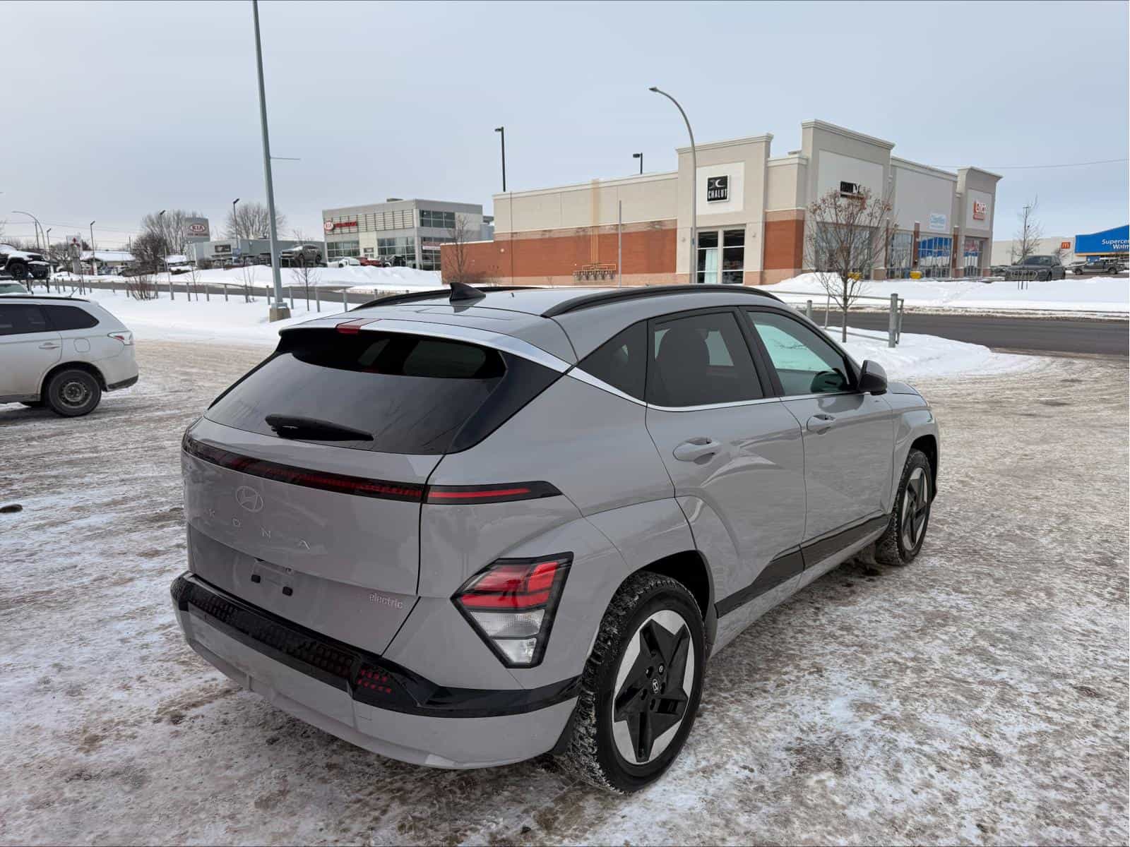 2025 Hyundai Kona EV Preferred - Image 9