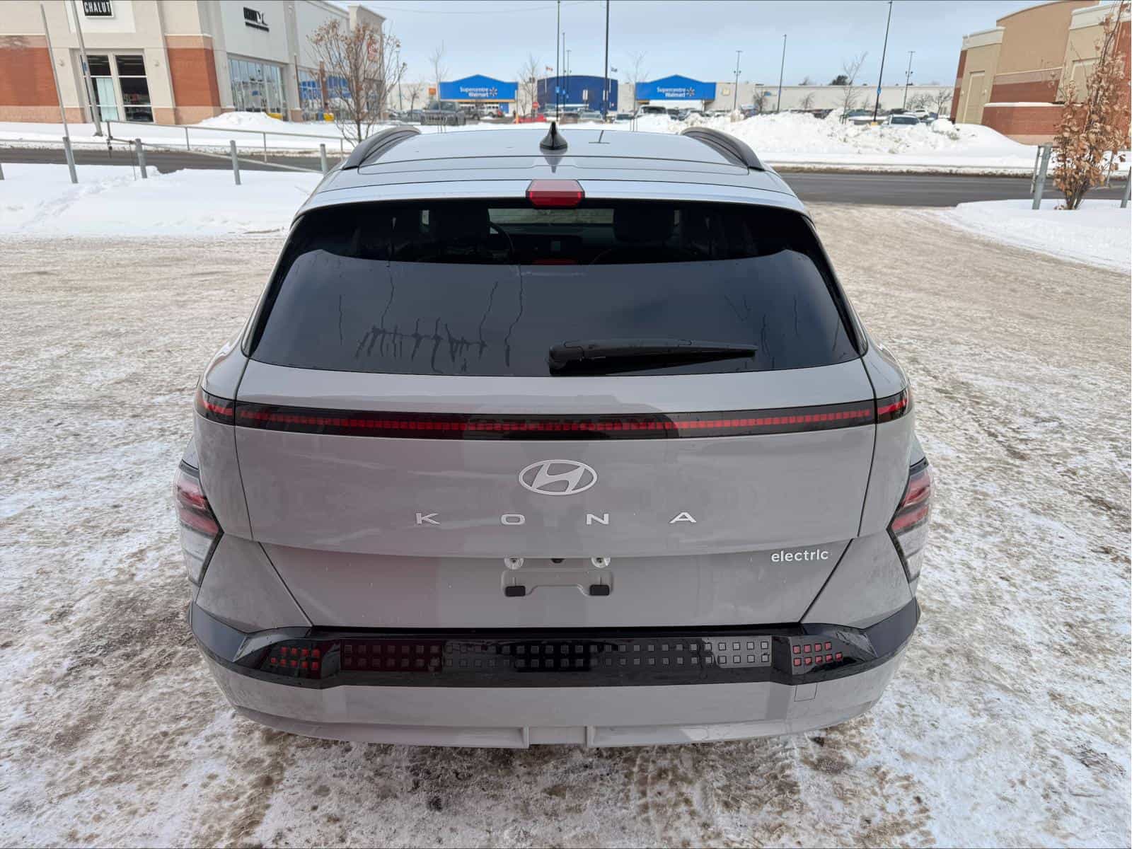 2025 Hyundai Kona EV Preferred - Image 7