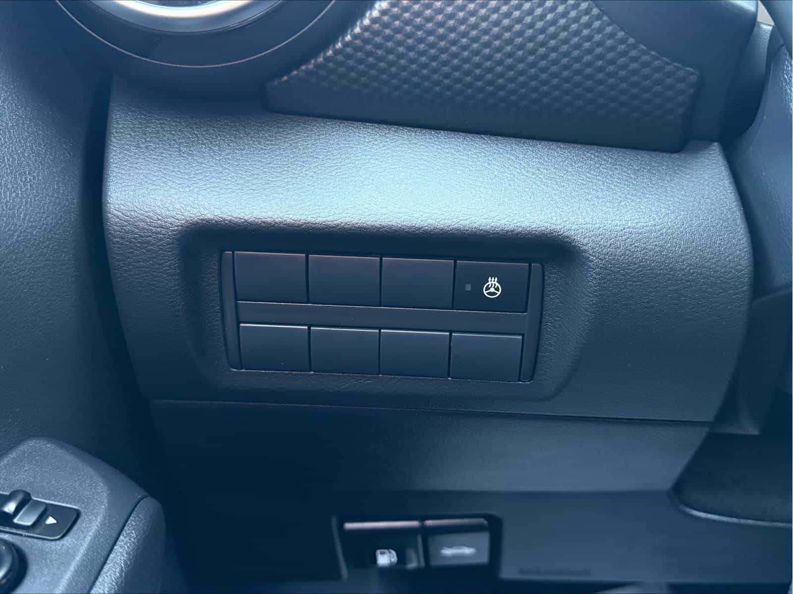 Image 21 Nissan Kicks SV 2023