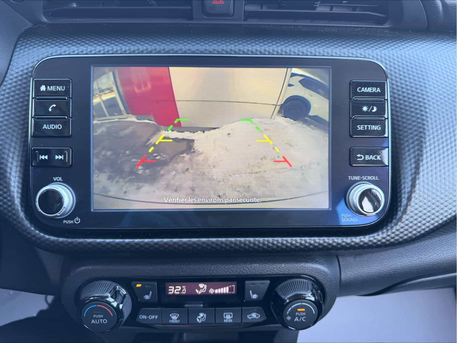 Image 16 Nissan Kicks SV 2023