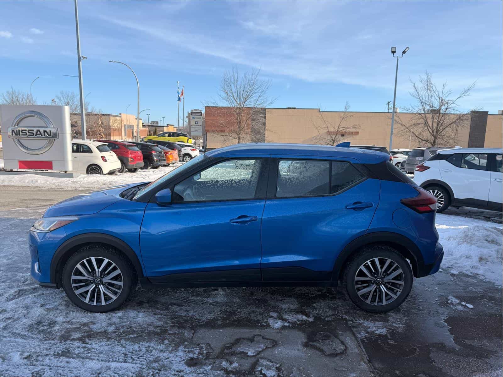 2021 Nissan Kicks SV - Image 8