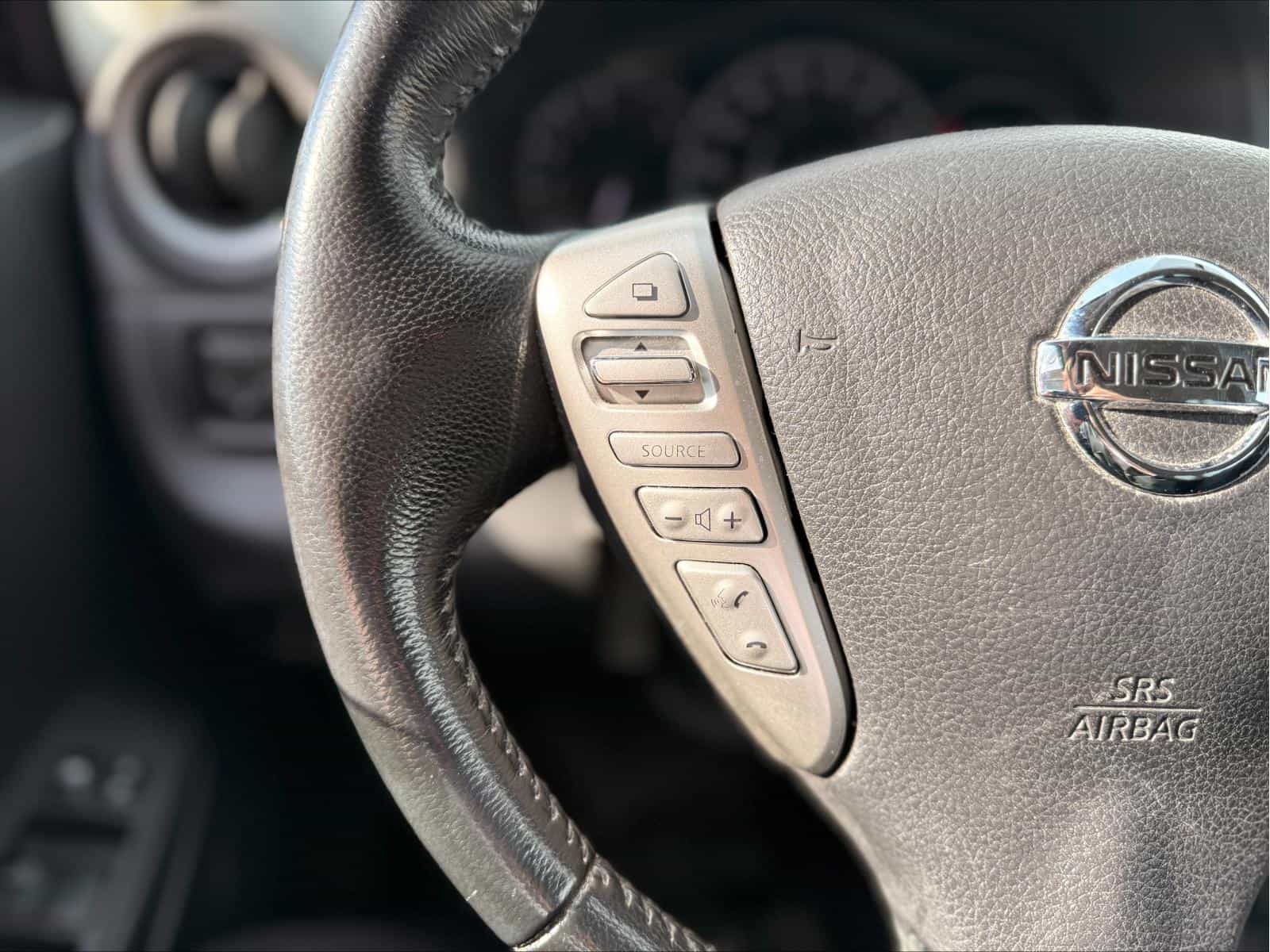 2018 Nissan Versa Note SV - Image 10