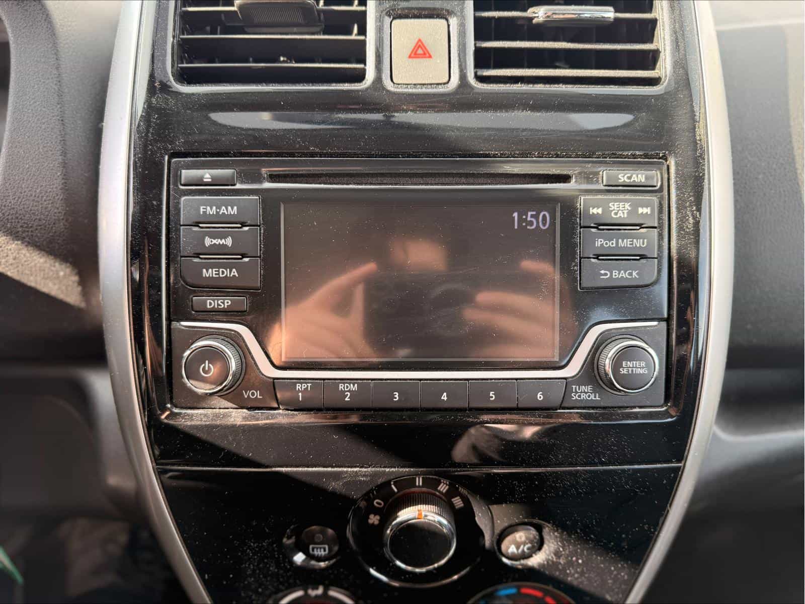 Image 16 Nissan Versa Note SV 2018