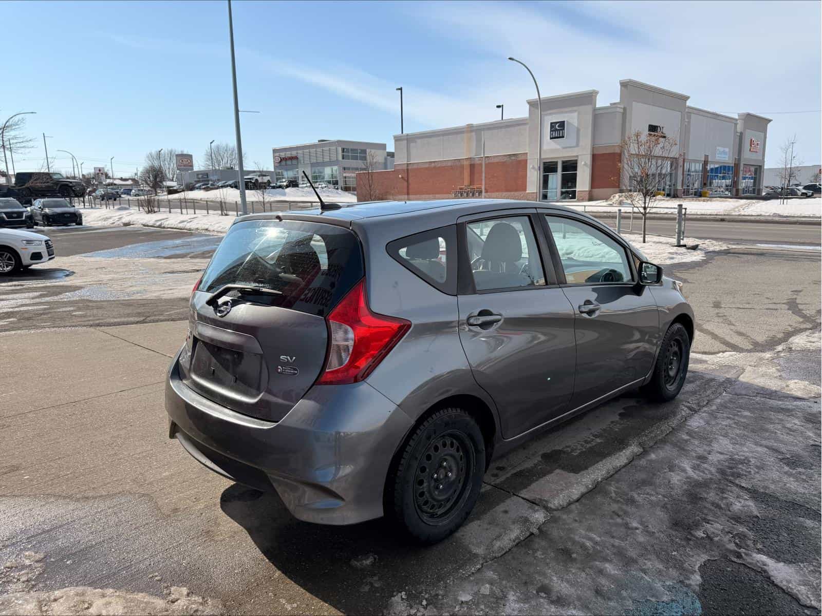 2018 Nissan Versa Note SV - Image 8