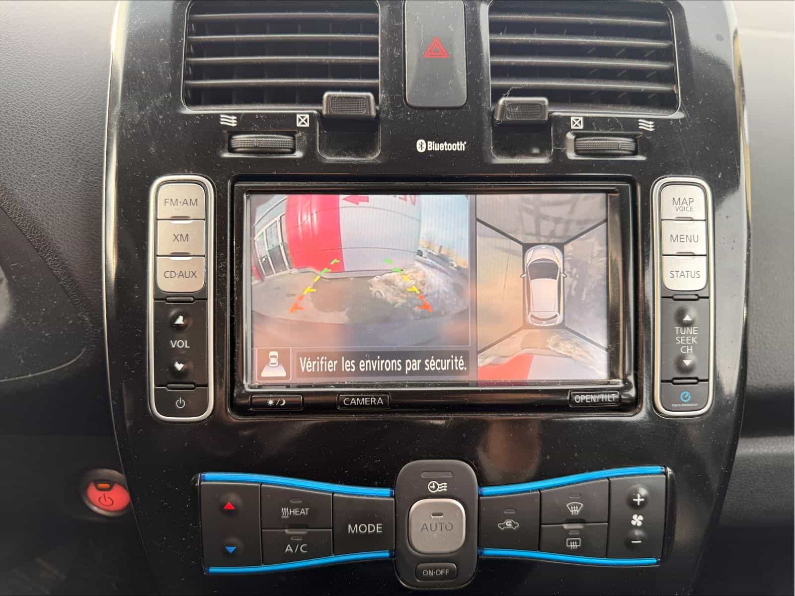 Image 16 Nissan Leaf SL 2014