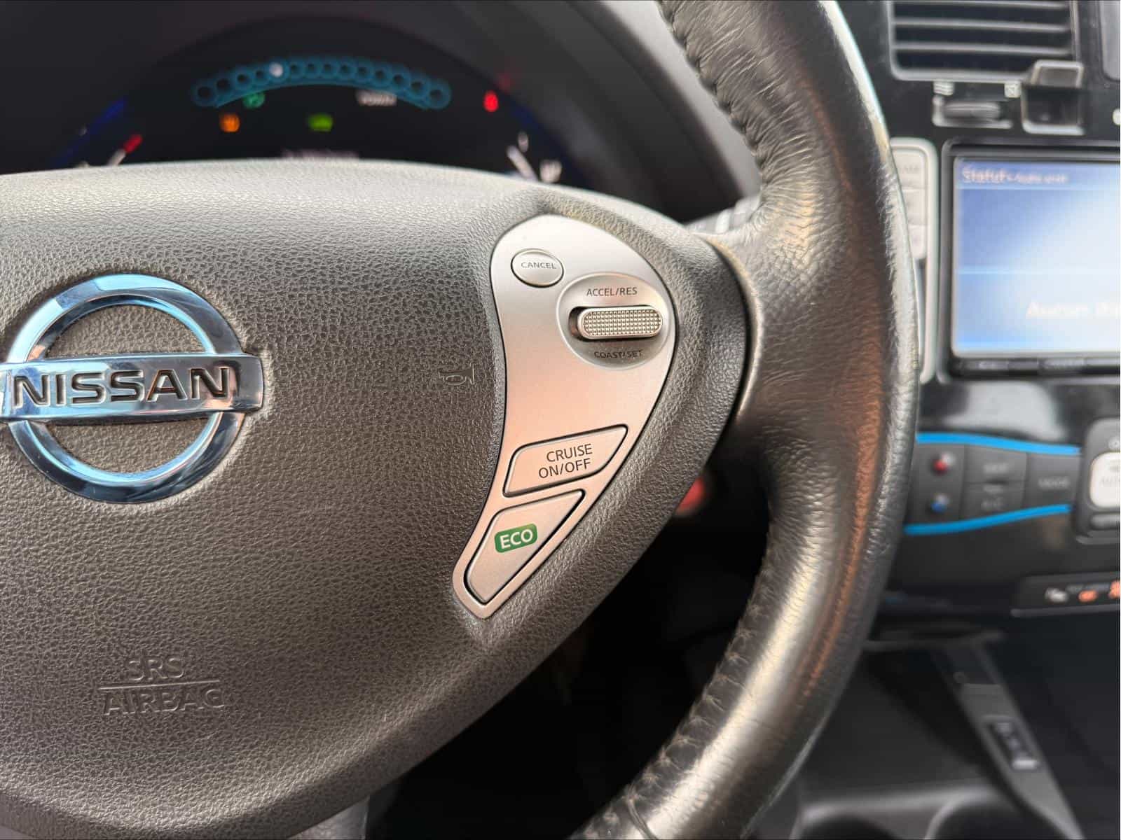 Image 13 Nissan Leaf SL 2014