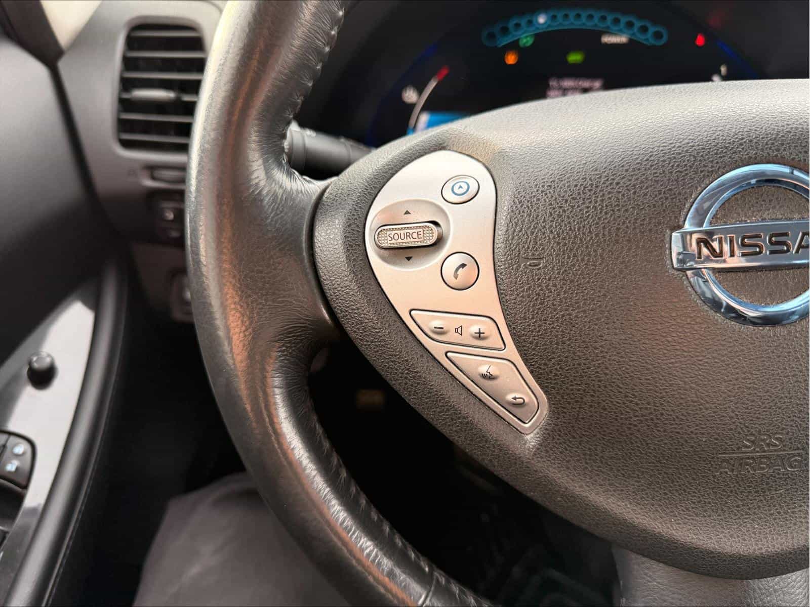 Image 12 Nissan Leaf SL 2014