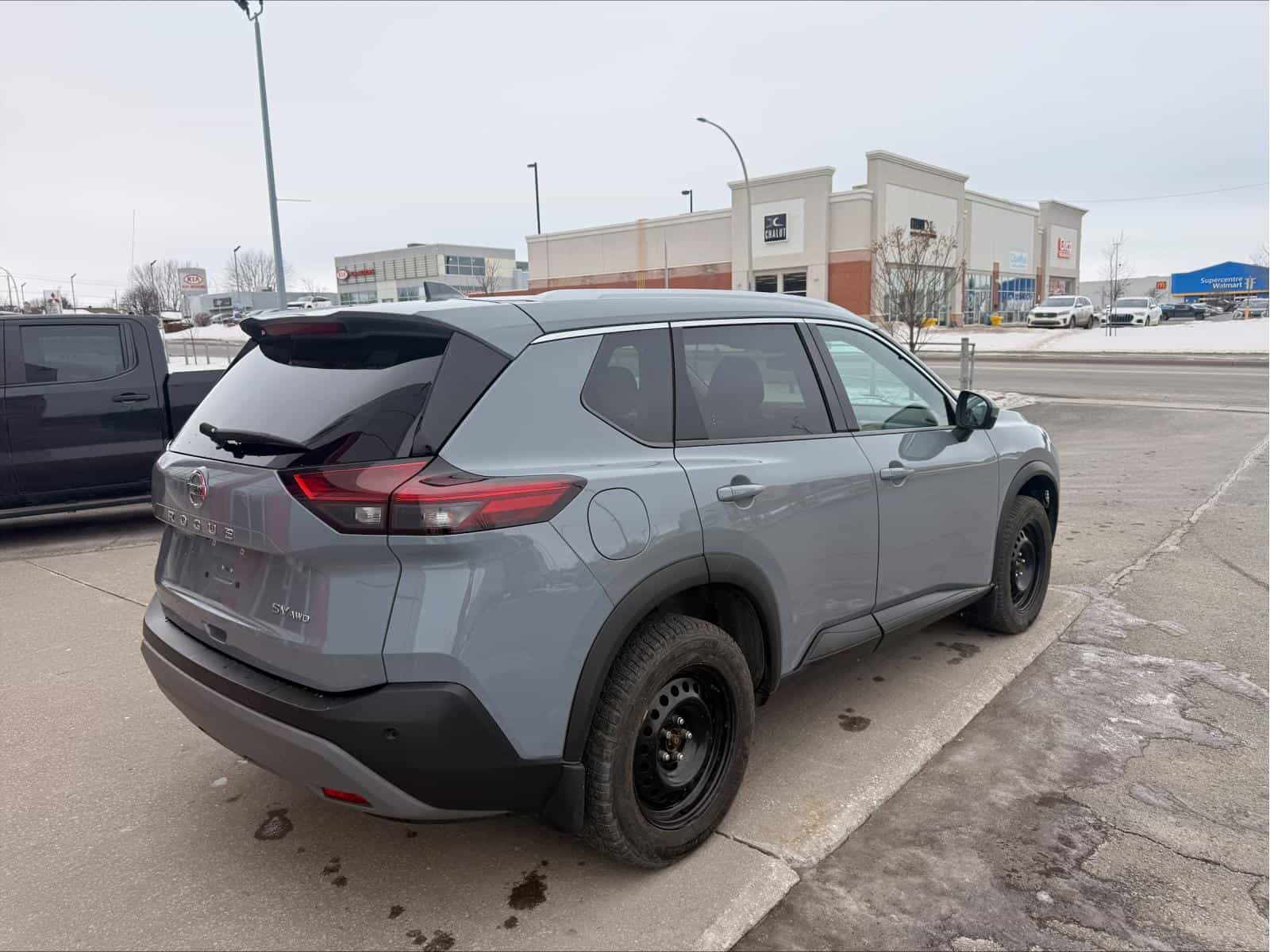 Image 4 Nissan Rogue SV 2021