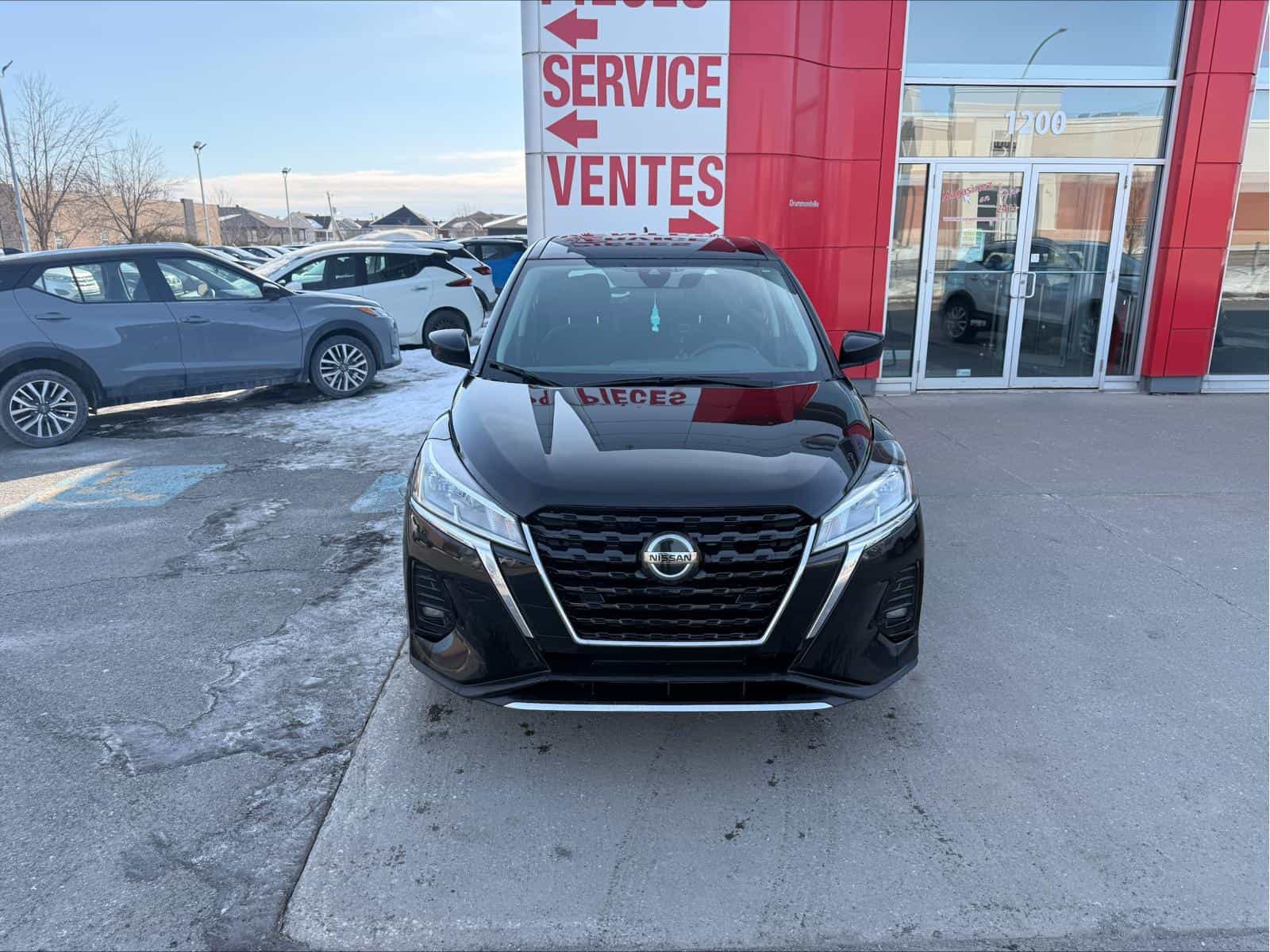 2021 Nissan Kicks S - Image 3