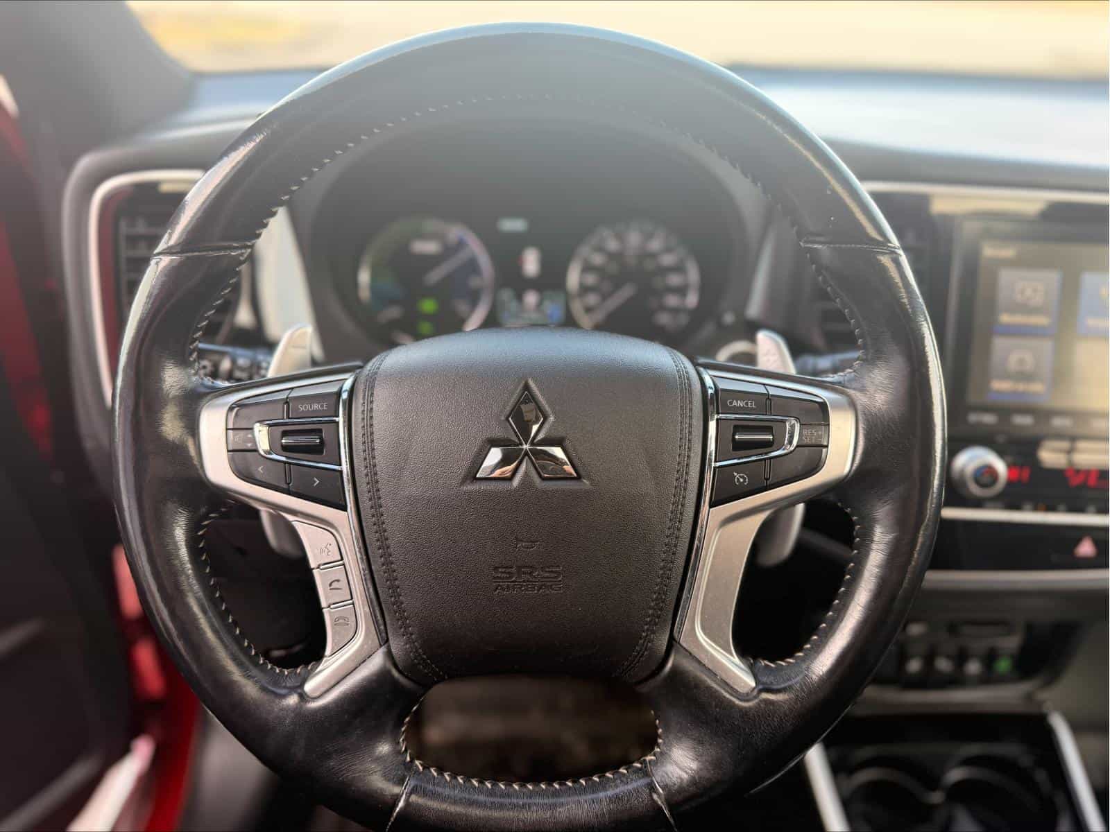 2022 Mitsubishi Outlander Black Edition - Image 9