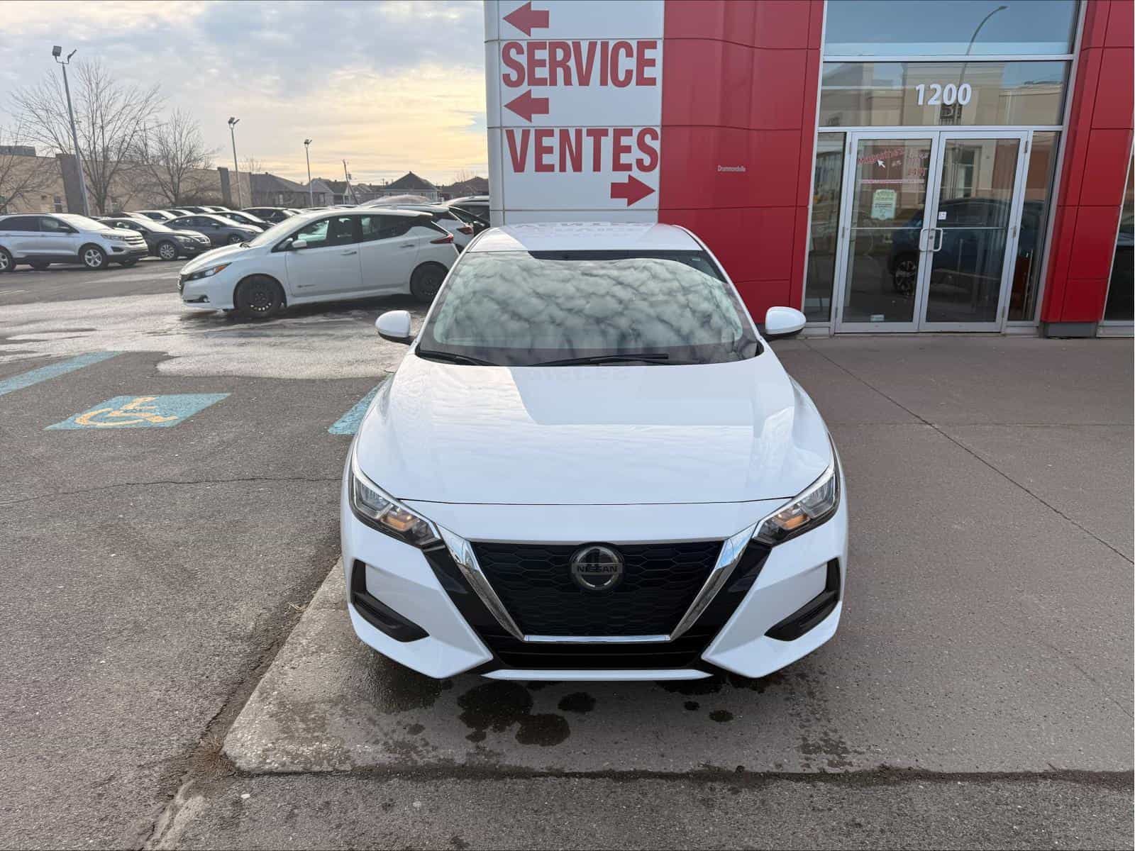 Image 3 Nissan Sentra S 2021