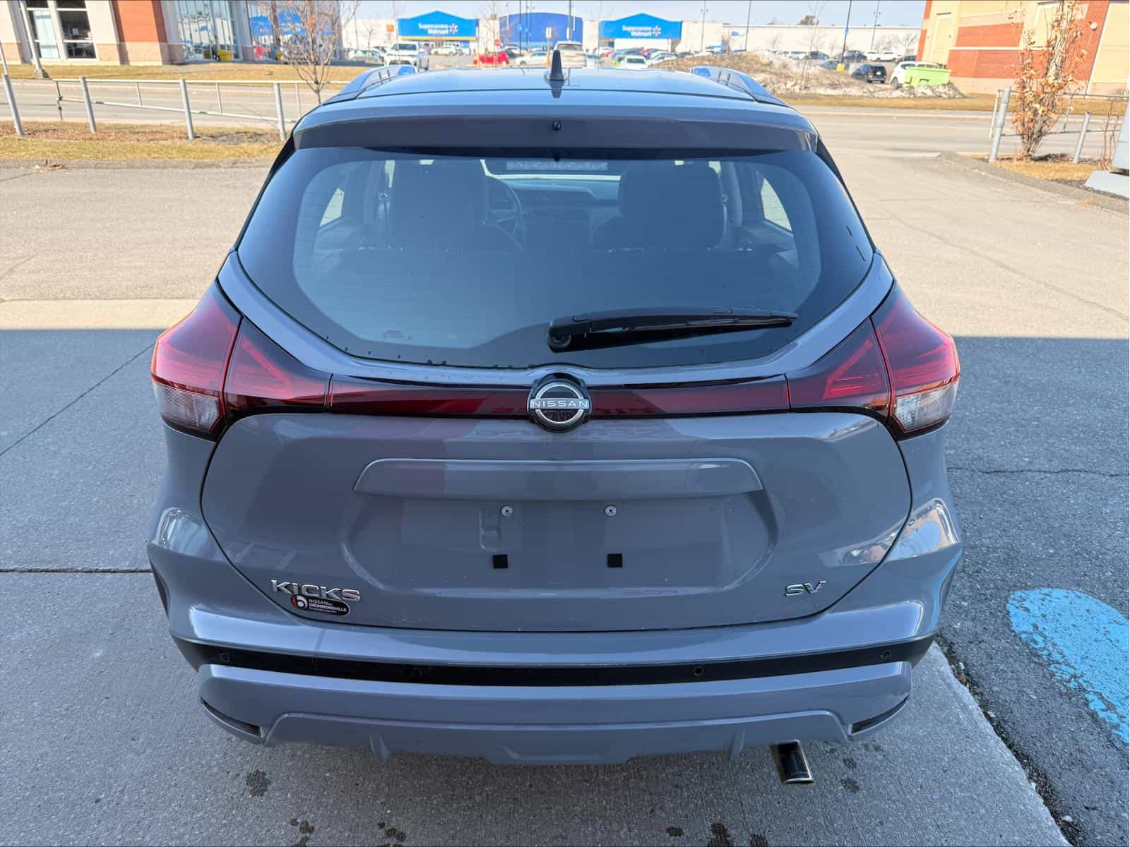 Image 7 Nissan Kicks SV 2023