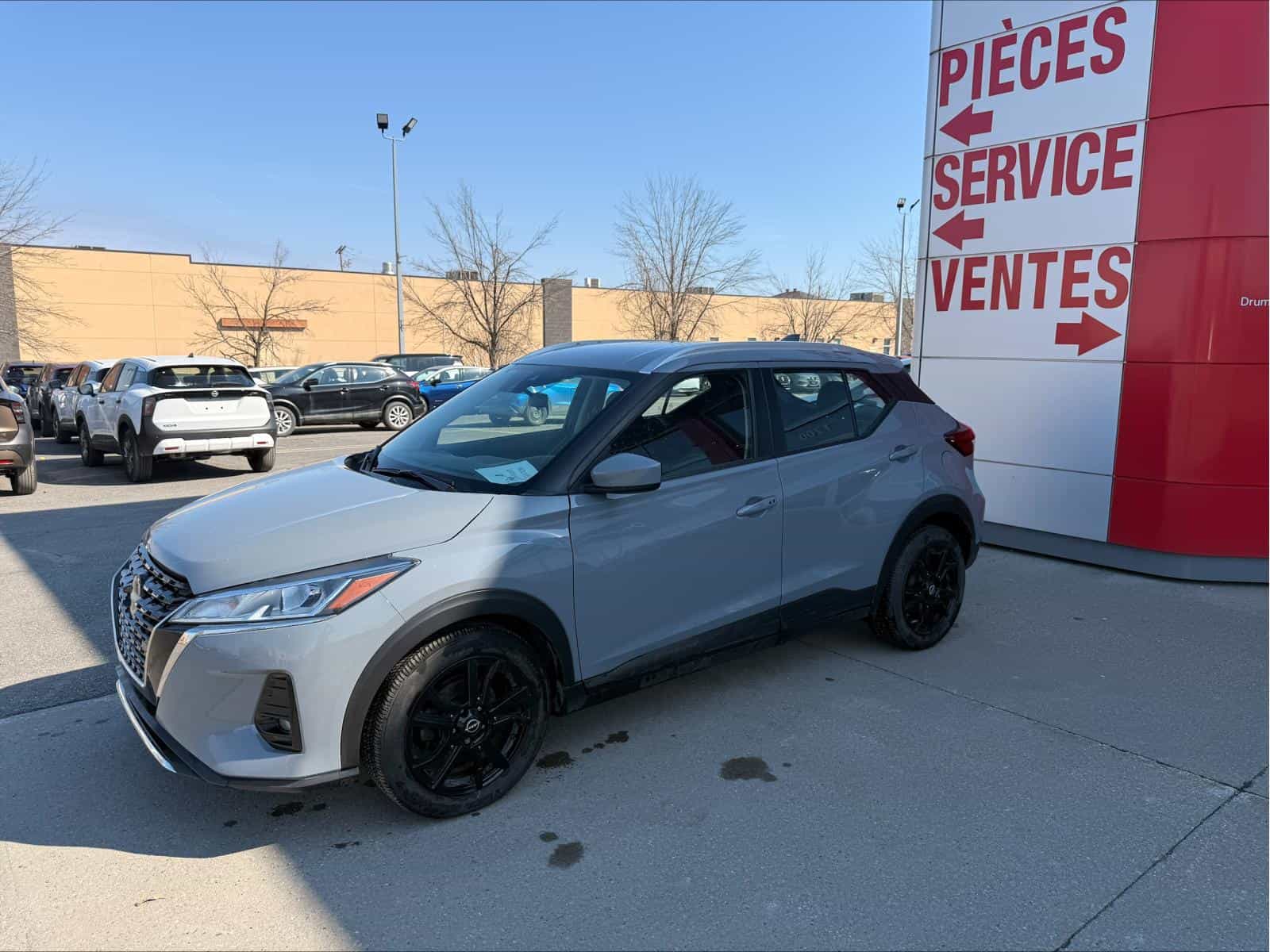 Image 5 Nissan Kicks SV 2023