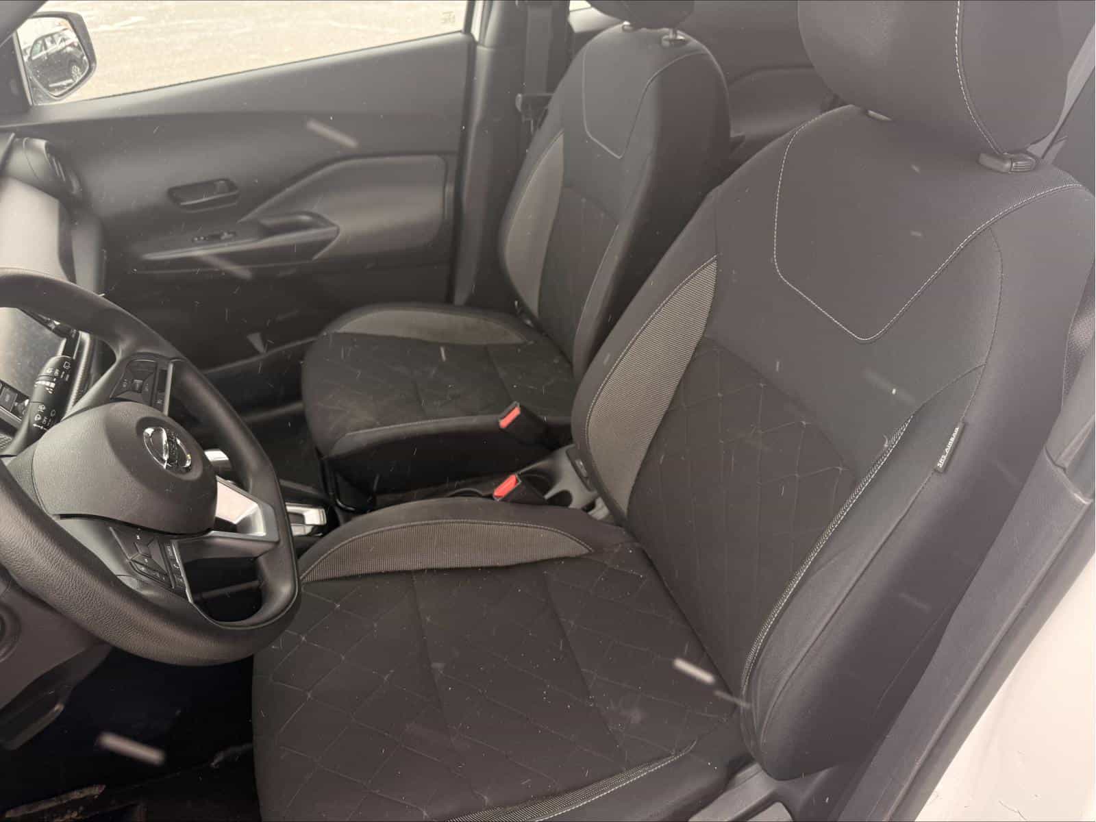 2020 Nissan Kicks S - Image 6