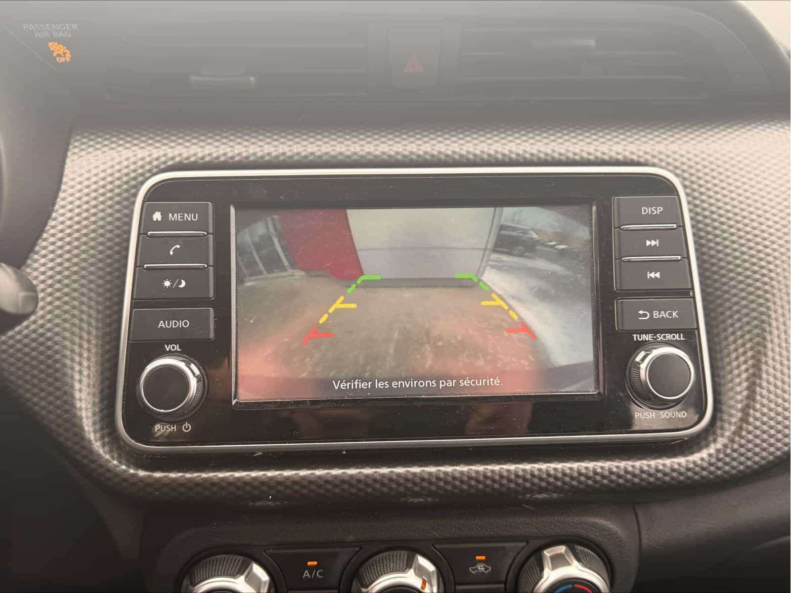 Image 11 Nissan Kicks S 2020