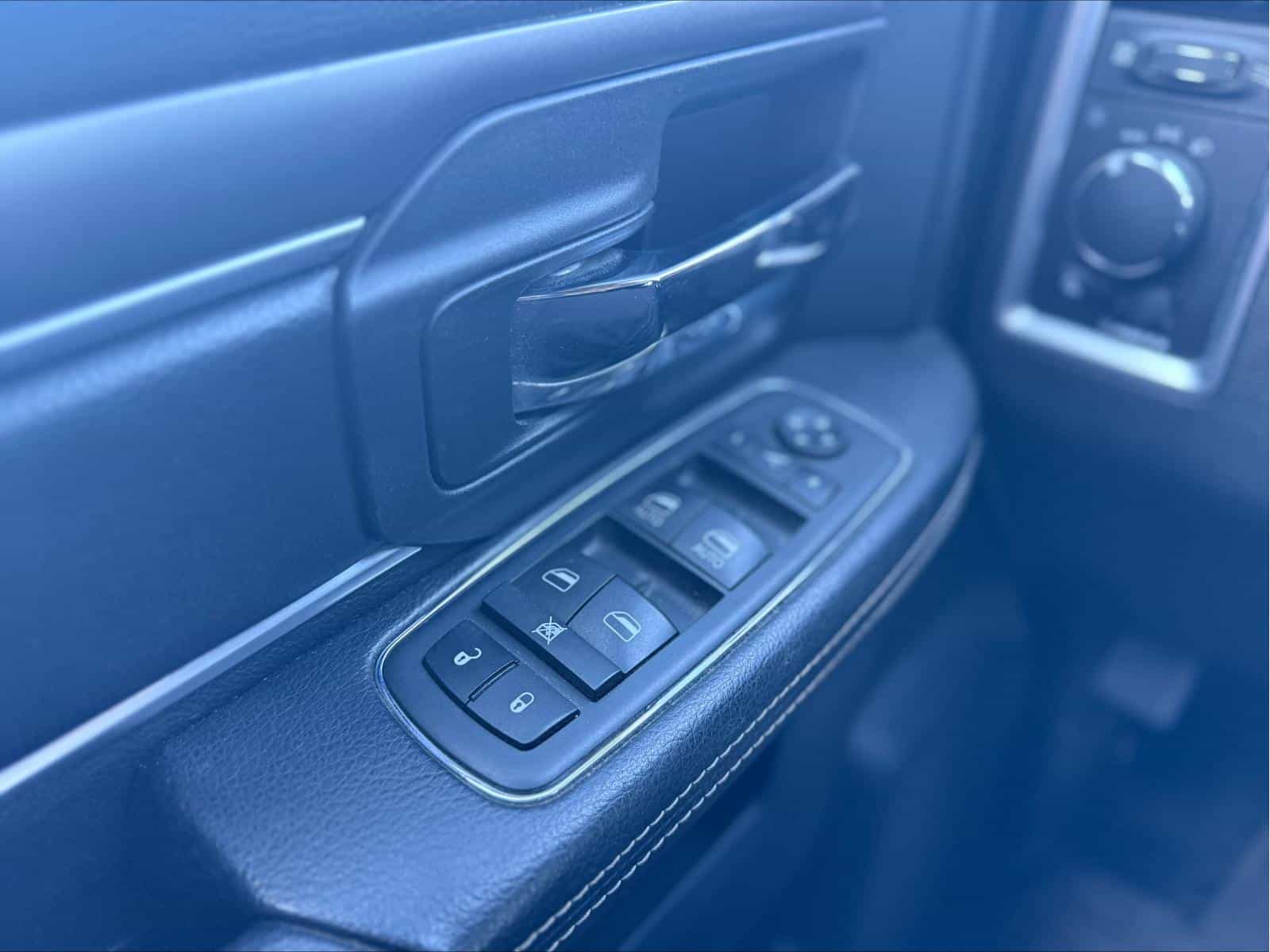 Image 14 RAM 1500 Classic Warlock 2021