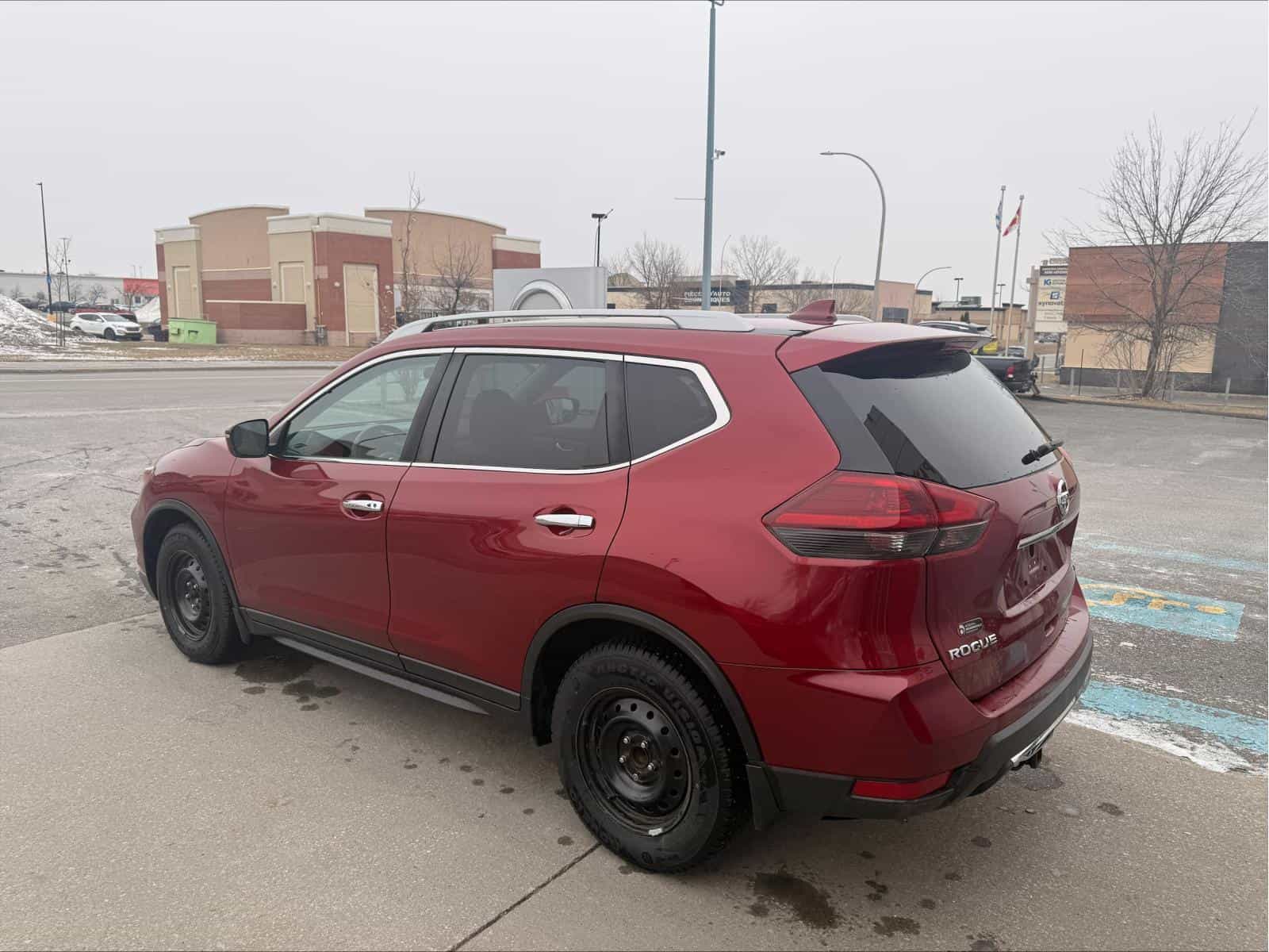 Image 5 Nissan Rogue SV 2018