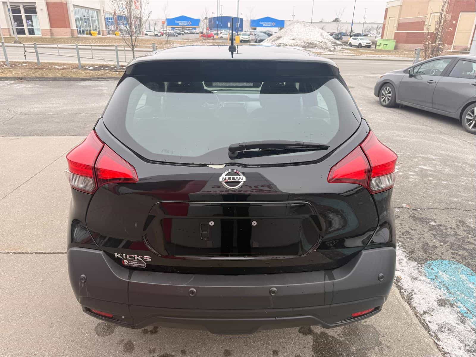 Image 4 Nissan Kicks S 2020