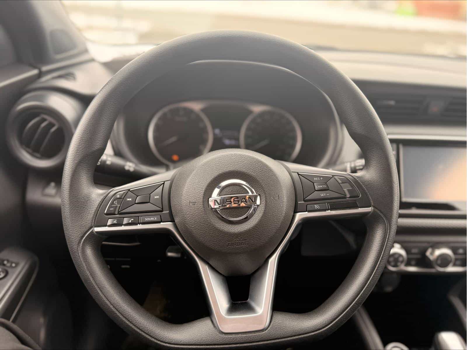 Image 9 Nissan Kicks S 2019