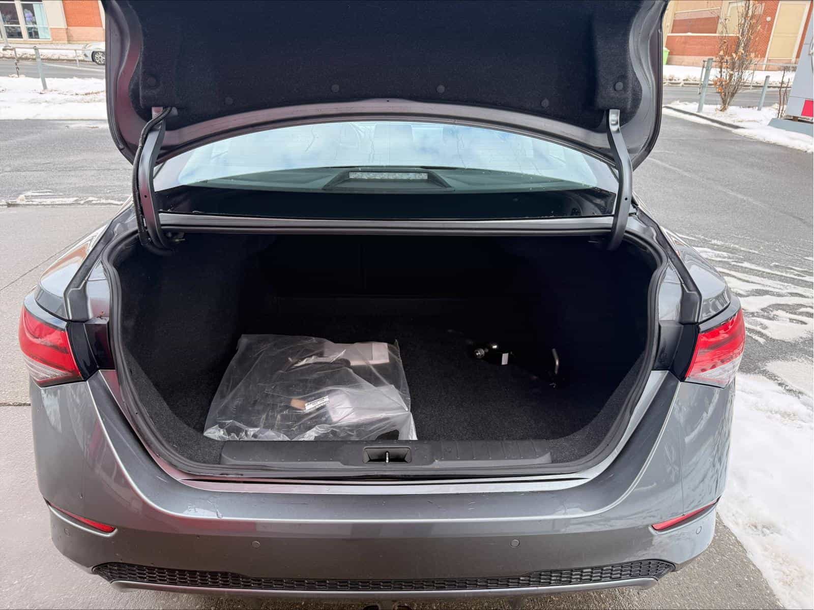 Image 7 Nissan Sentra SV 2020