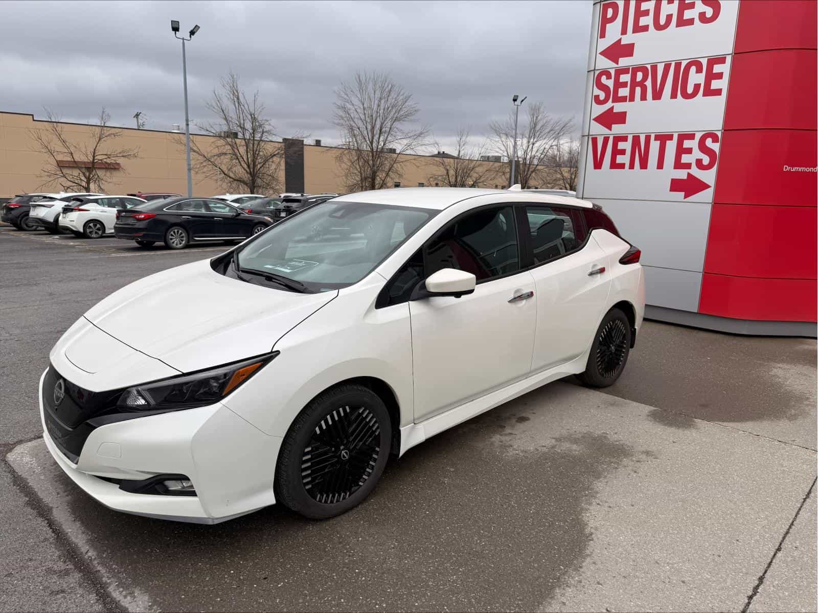 Image 4 Nissan Leaf SV Plus 2023