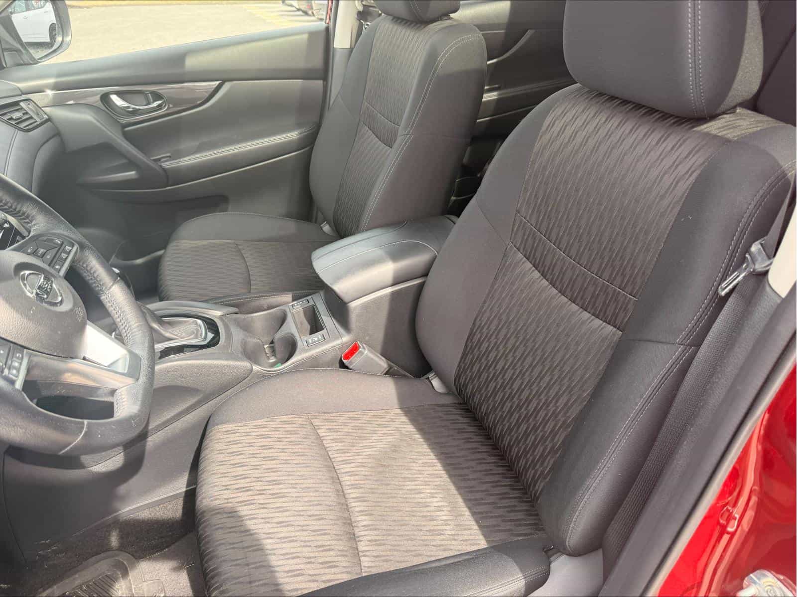 Image 8 Nissan Rogue SV 2018