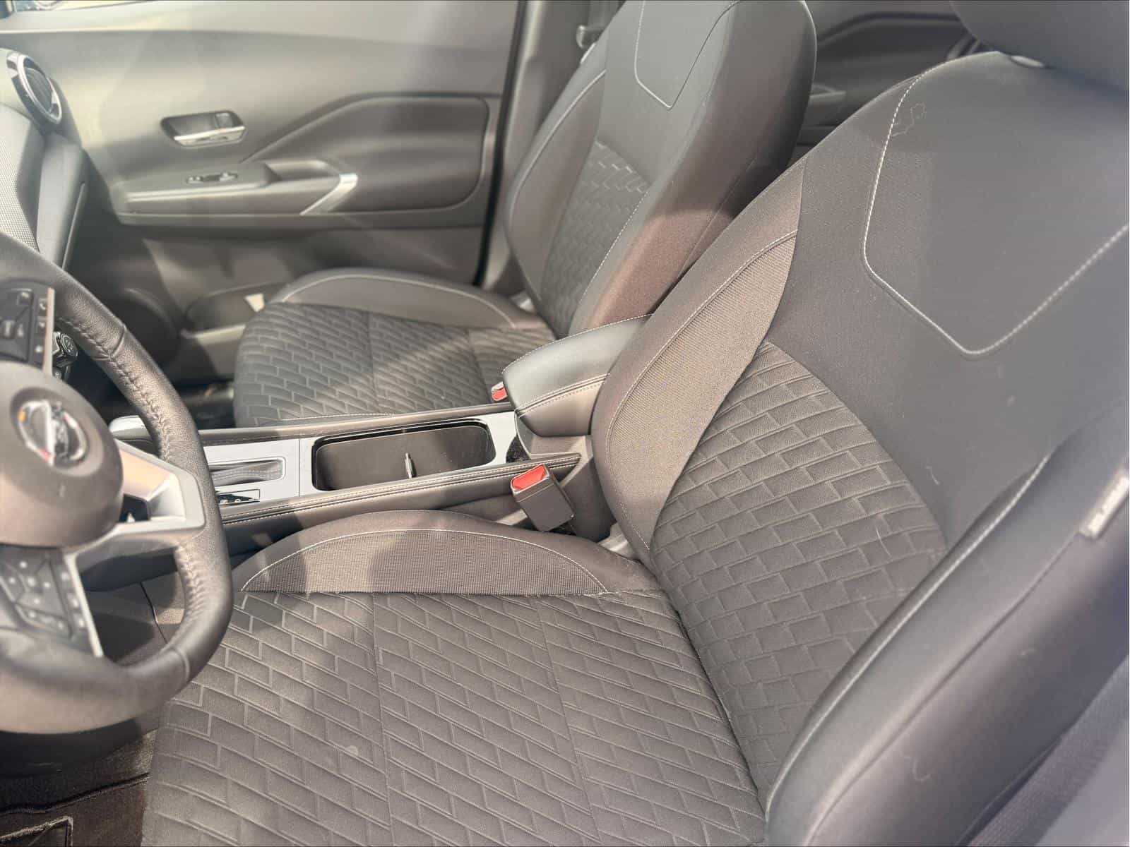 Image 8 Nissan Kicks SV 2021